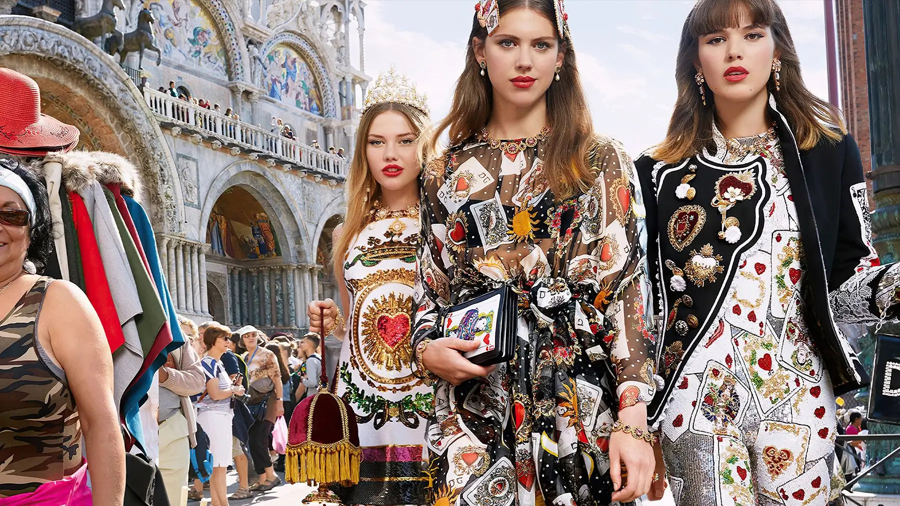 Stylish Elegance: Dolce & Gabbana Dresses for Fashion