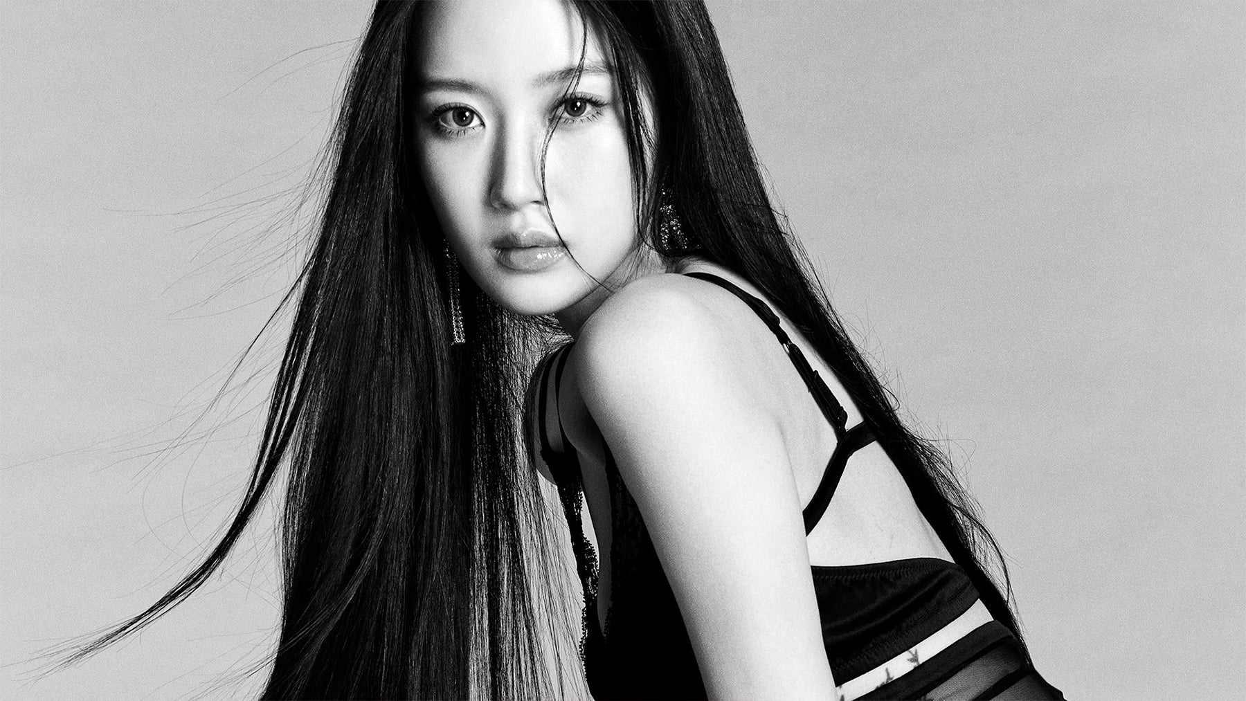 dolce-and-gabbana-celebrities-fw-24-25-woman-mun-kayoung-banner