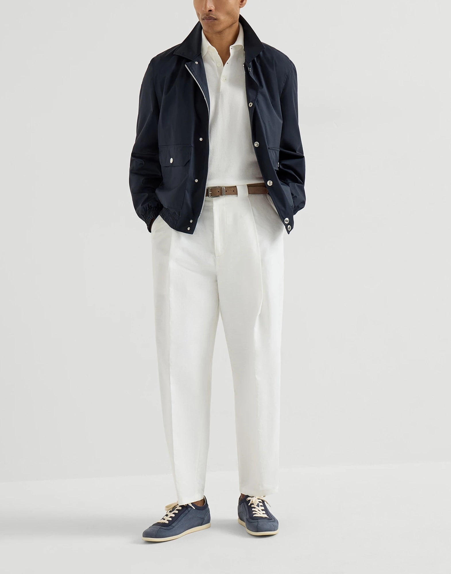 เสื้อเชิ้ตโปโลผ้าฝ้ายถักสีขาวพร้อมโลโก้