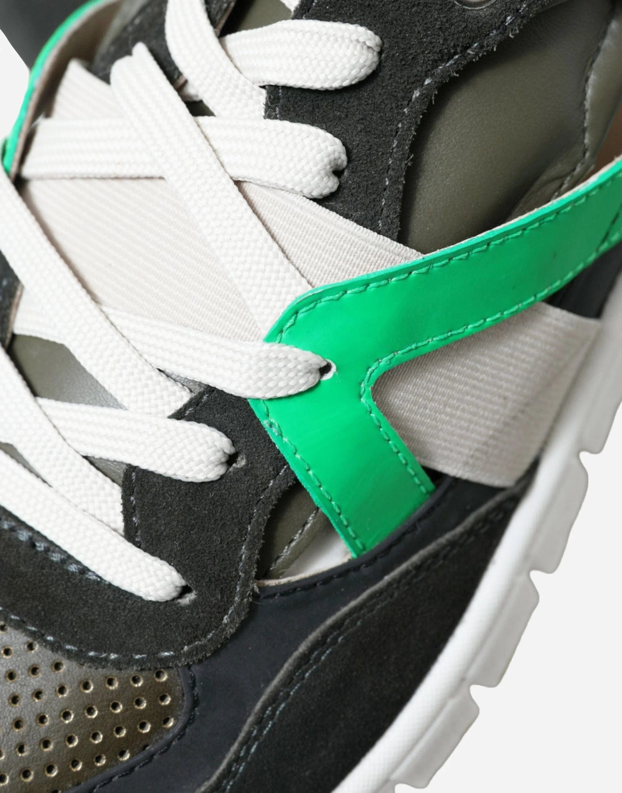 Dolce & Gabbana Low Top Mixed-Materials Sneakers