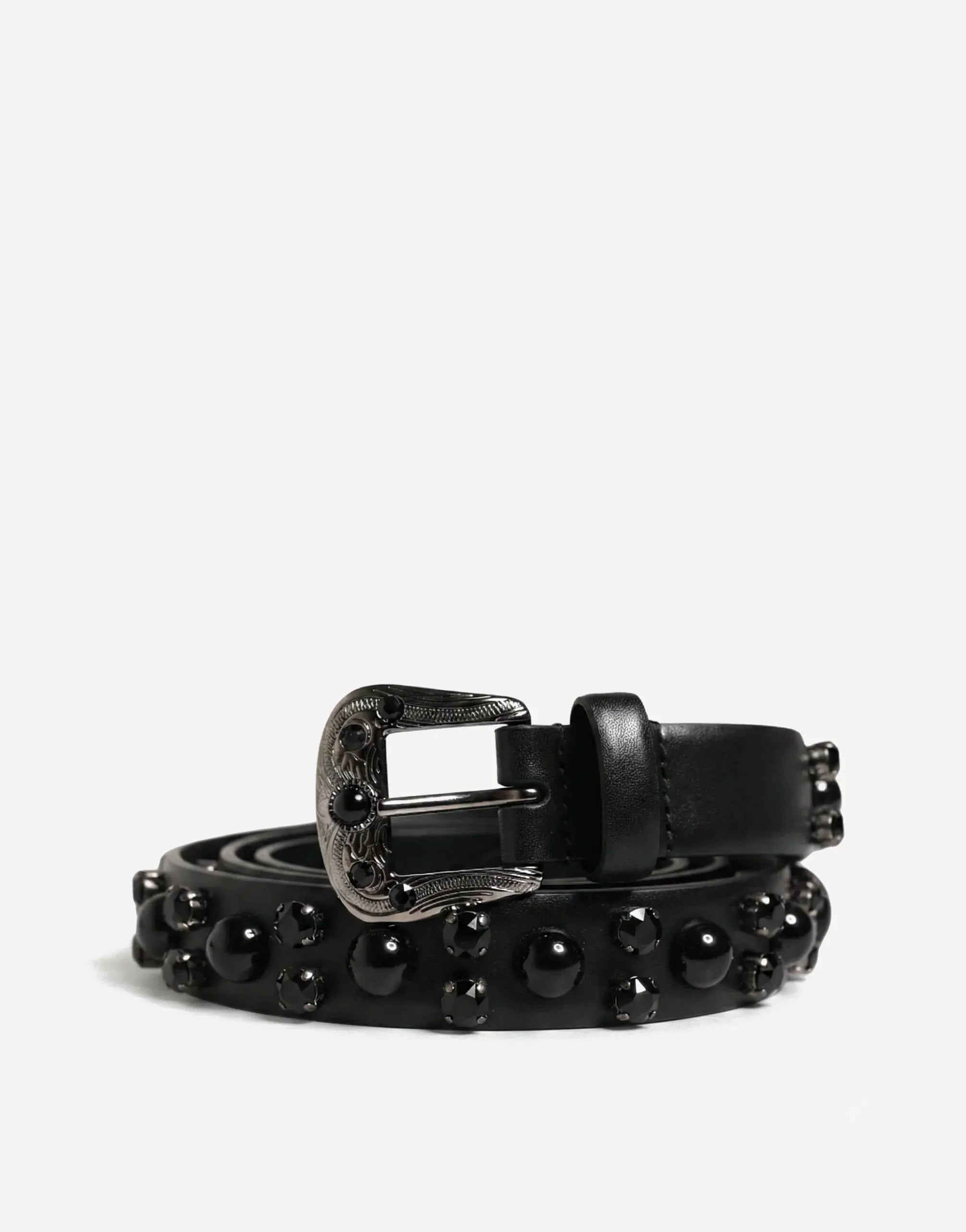 Ceinture en cuir noire avec boucle ornée à clous