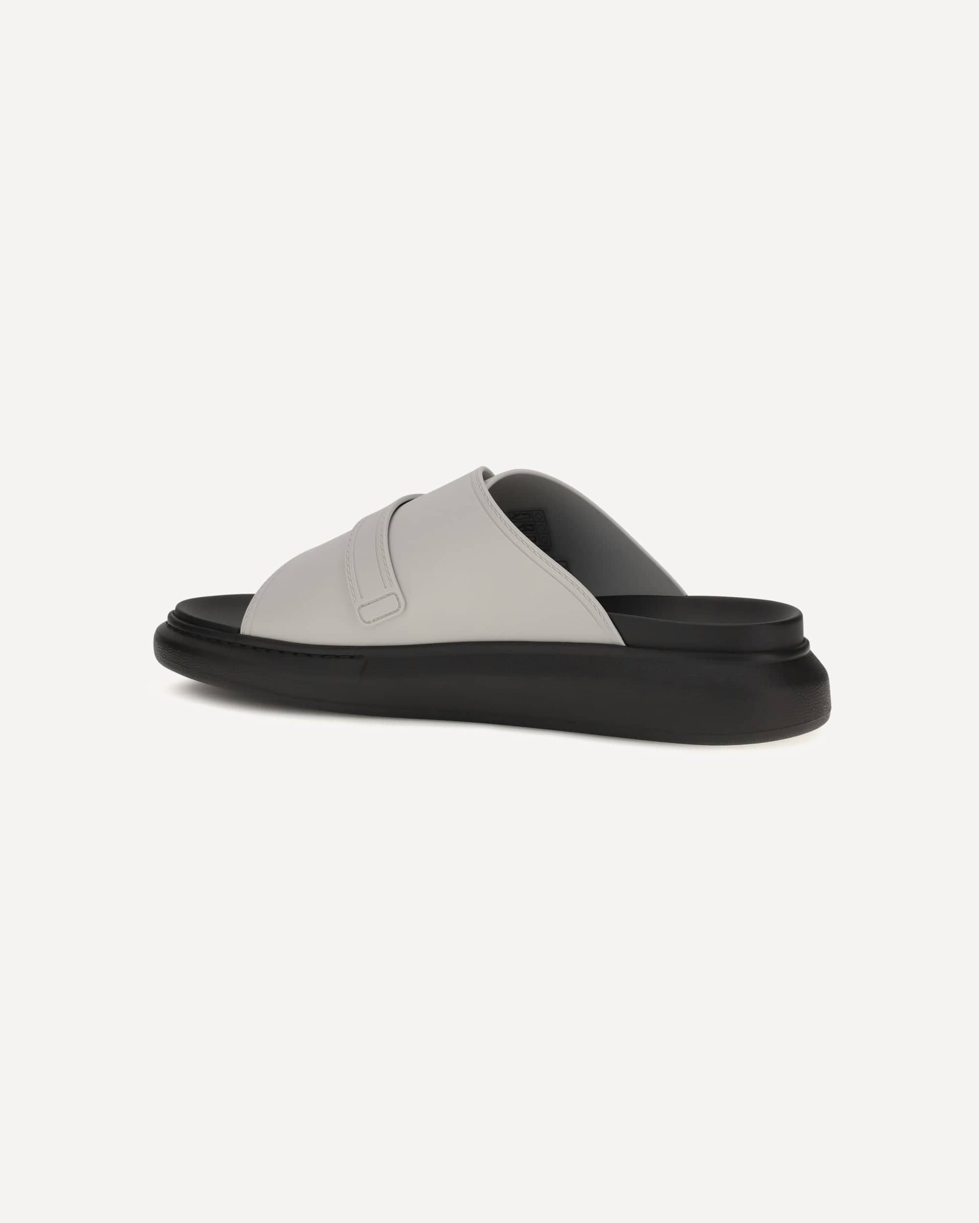 Alexander McQueen Alexander McQueen Buckle Slide Sandals
