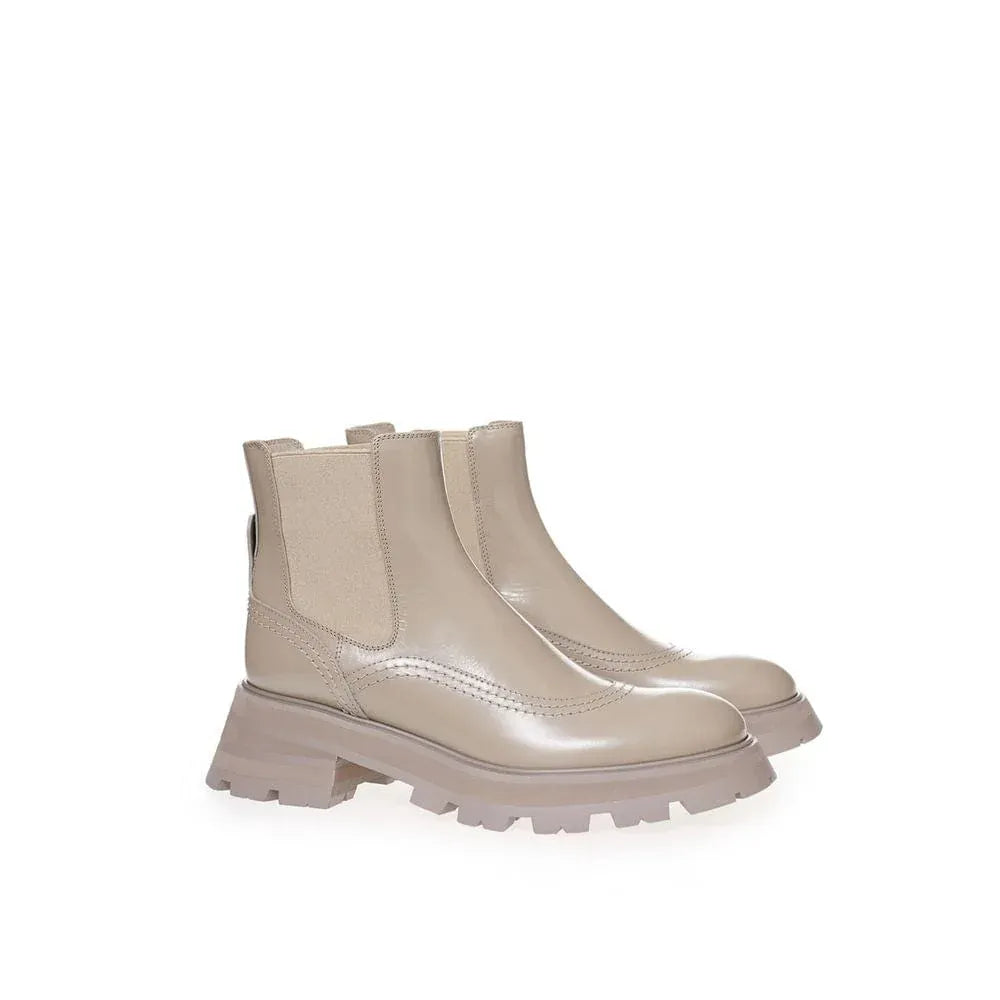 Alexander McQueen Alexander McQueen Chunky Sole Chelsea Ankle Boots
