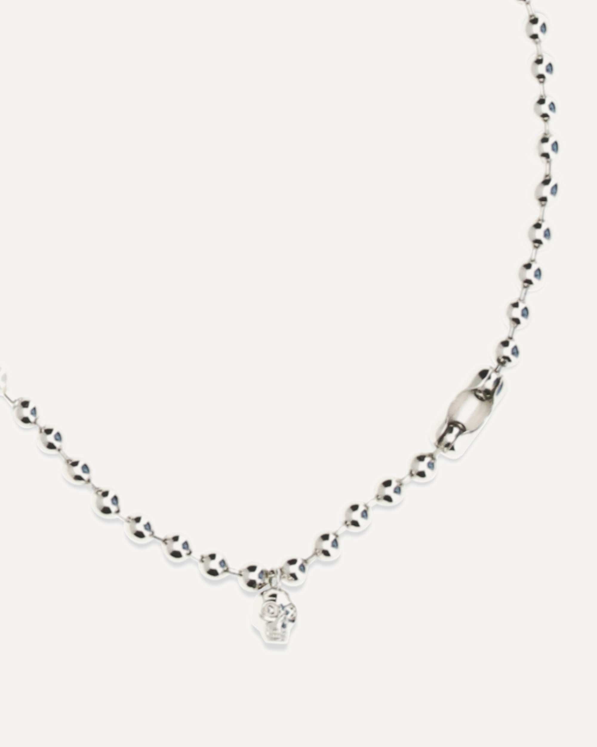 Alexander McQueen Alexander McQueen Pearl Skull Pendant Necklace