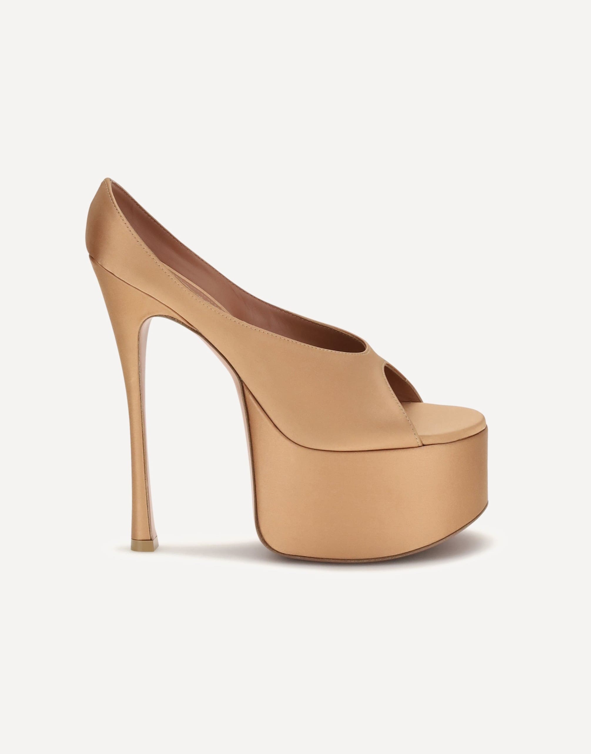 Amina Muaddi Amina Muaddi Anok Plateau Pumps