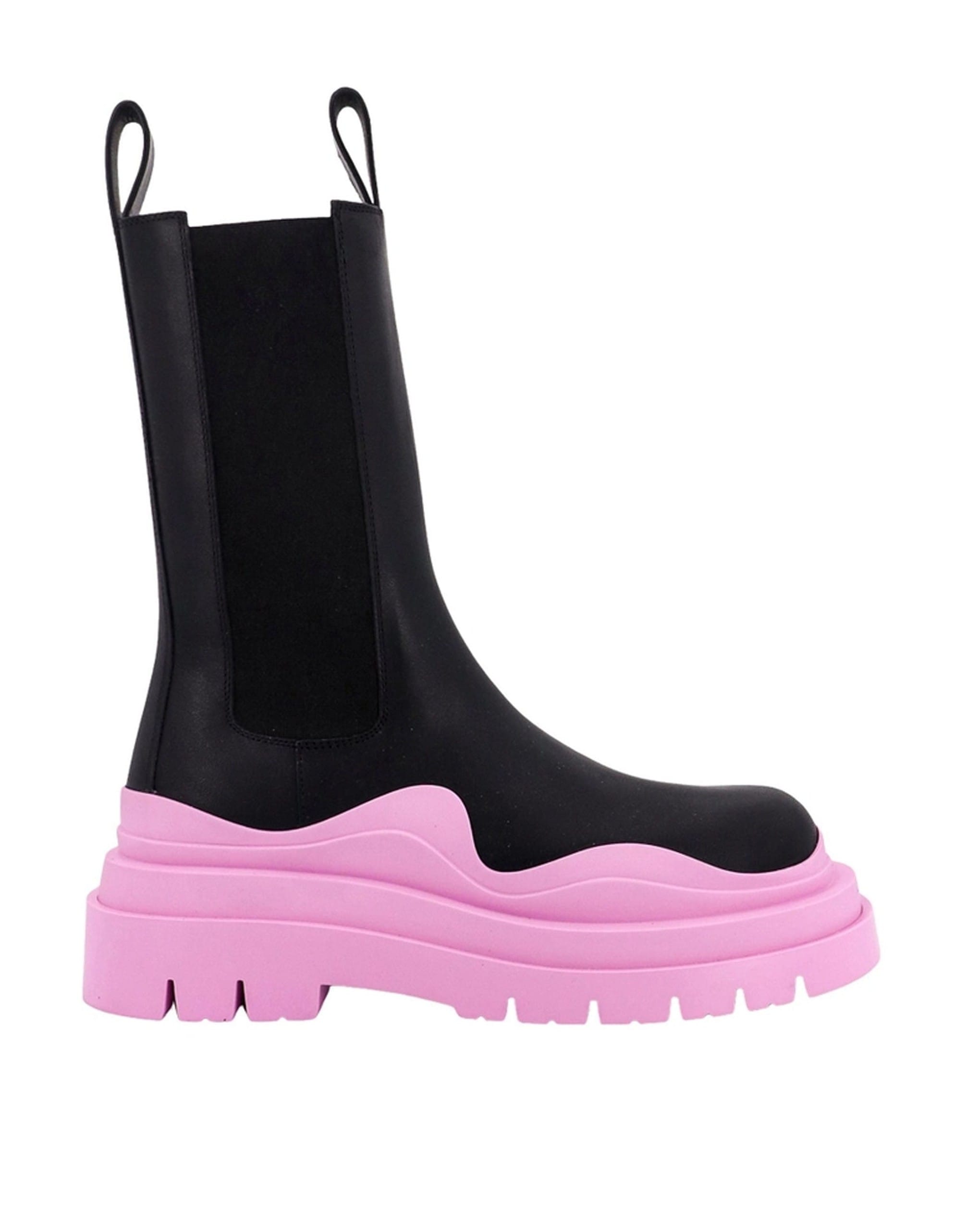 Bottega Veneta Tire Boots In Calf Leather