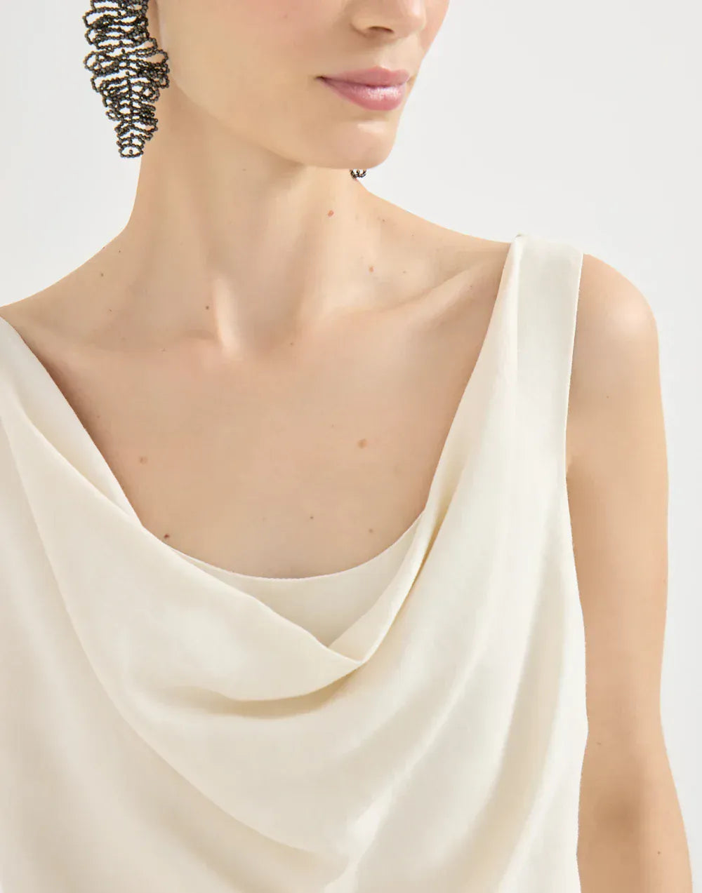 Brunello Cucinelli 粘胶亚麻混纺流畅上衣