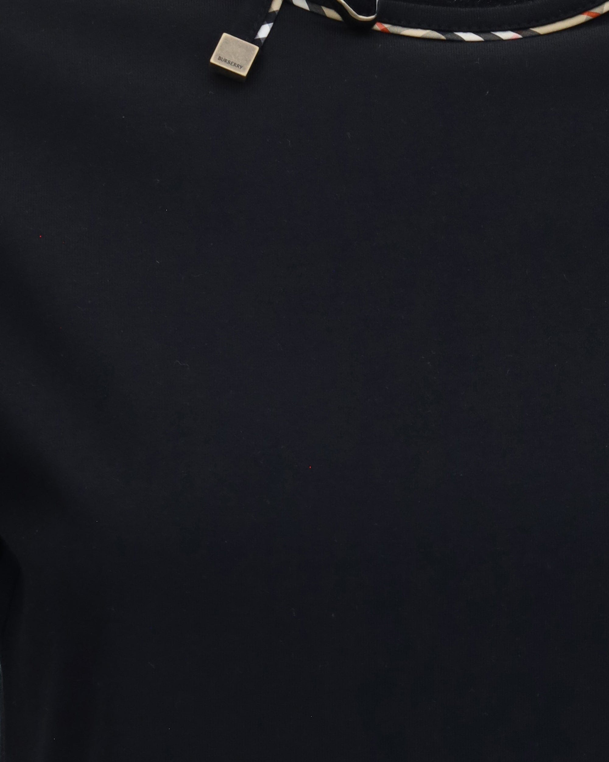 Burberry Burberry T-Shirt With Cut-Out Detail