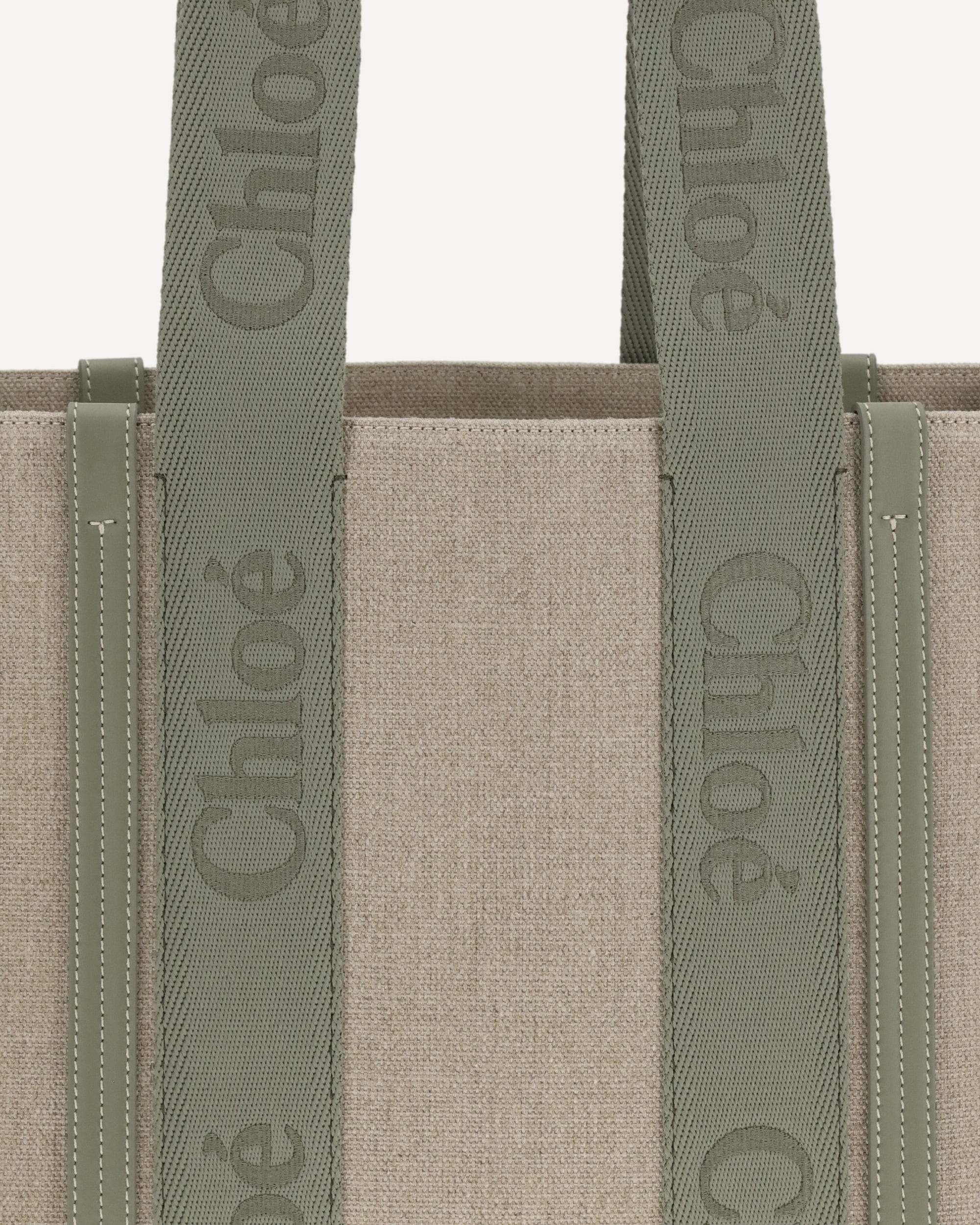 Chloé Woody Shoulder Bag
