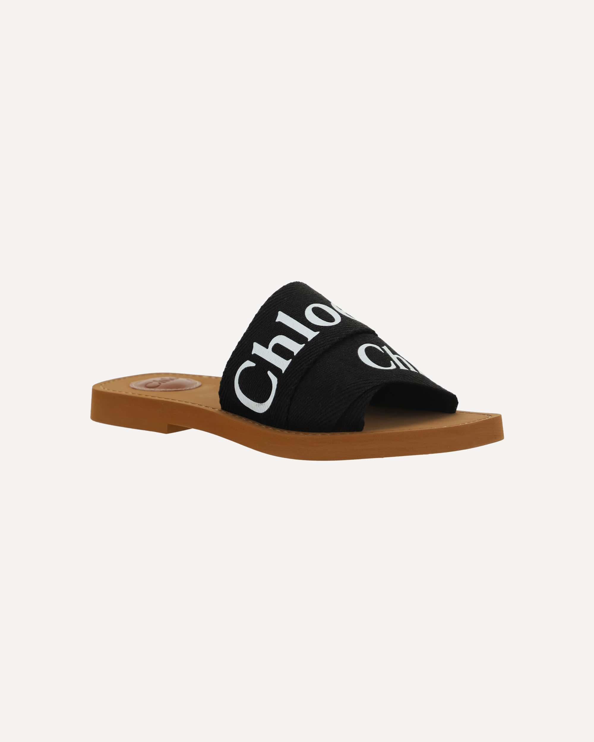 Chloé Woody Flache Sandalen mit eckiger Zehenpartie - alternate view