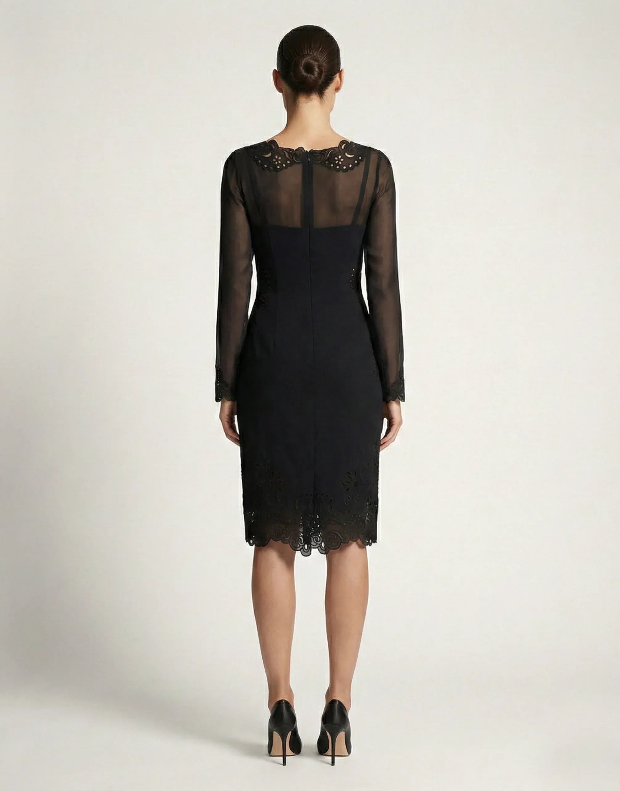 Dolce & Gabbana Black Lace Long-Sleeve Sheath Dress