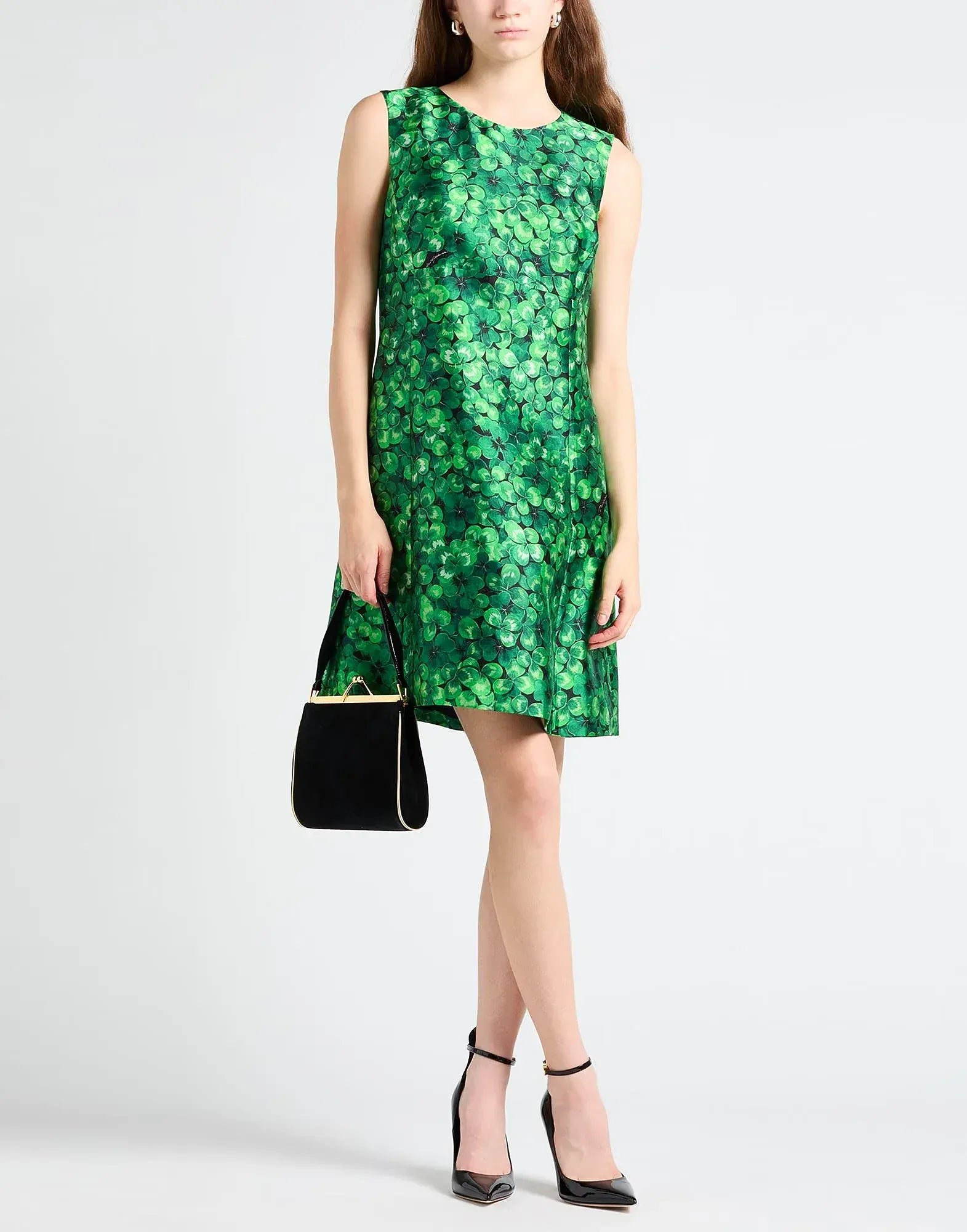 Dolce & Gabbana เดรสสั้นทรงตรงแขนกุดลายโคลเวอร์