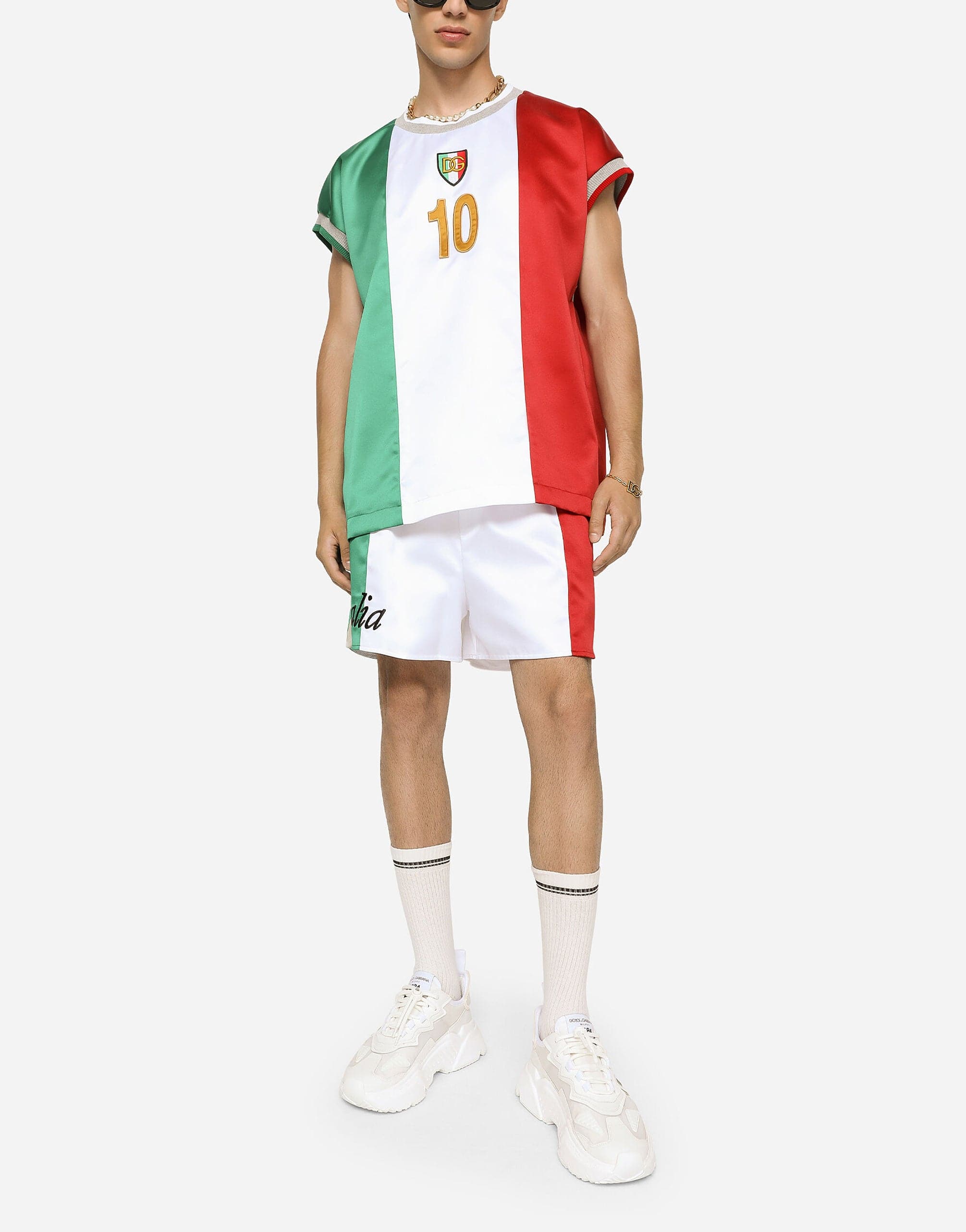 Pantalones cortos de satén con parche y logotipo DG de Italia - alternate view