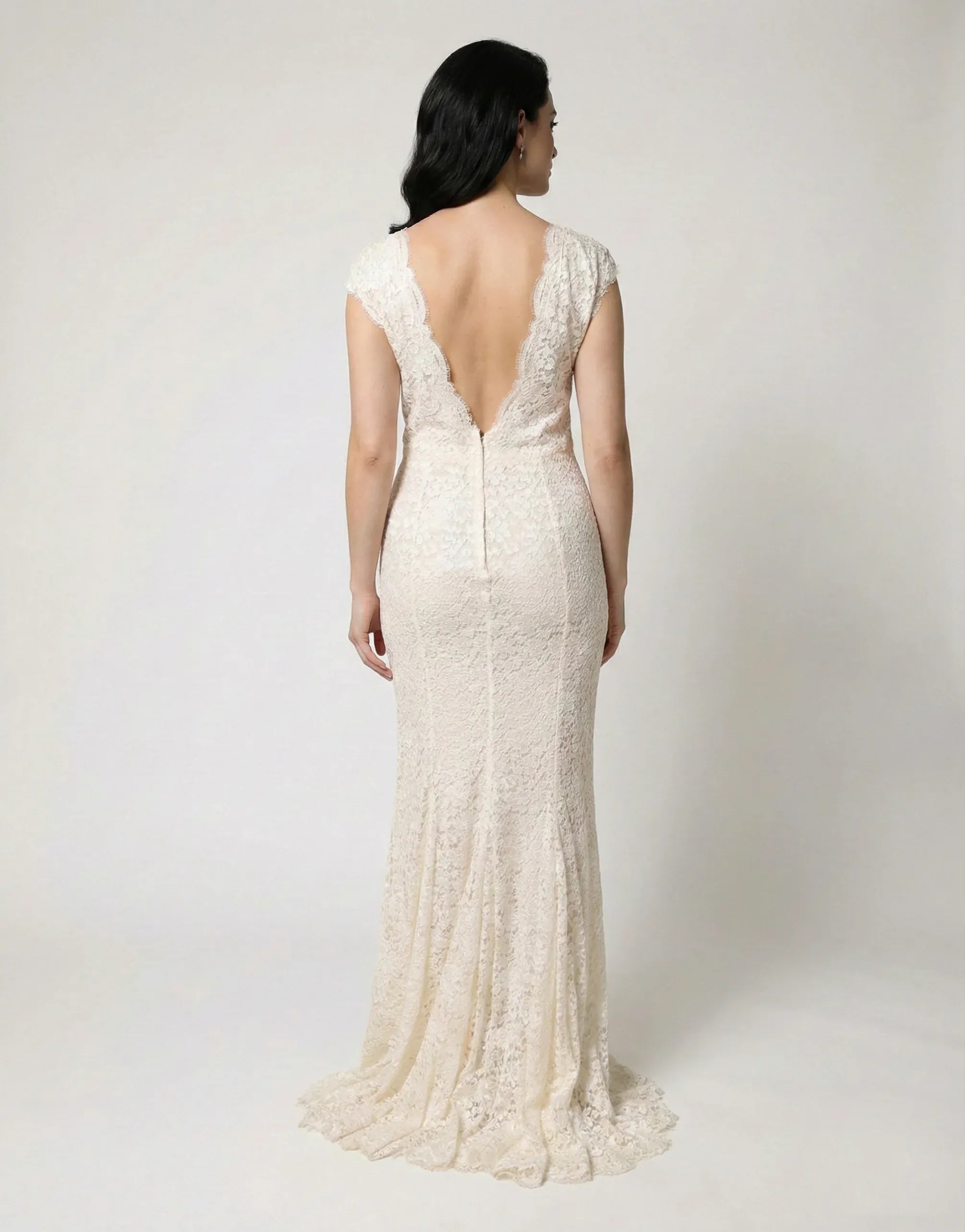 Dolce & Gabbana Ivory Lace Cap-Sleeve Gown