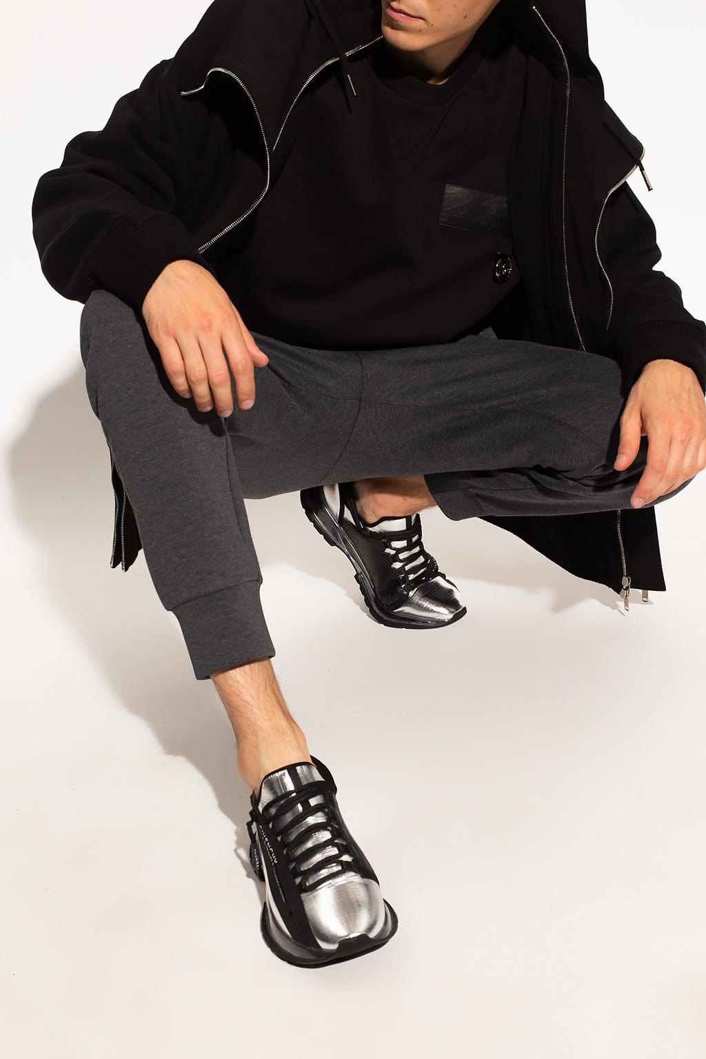 Dolce & Gabbana Logo-Plaque Long-Sleeve Sweatshirt