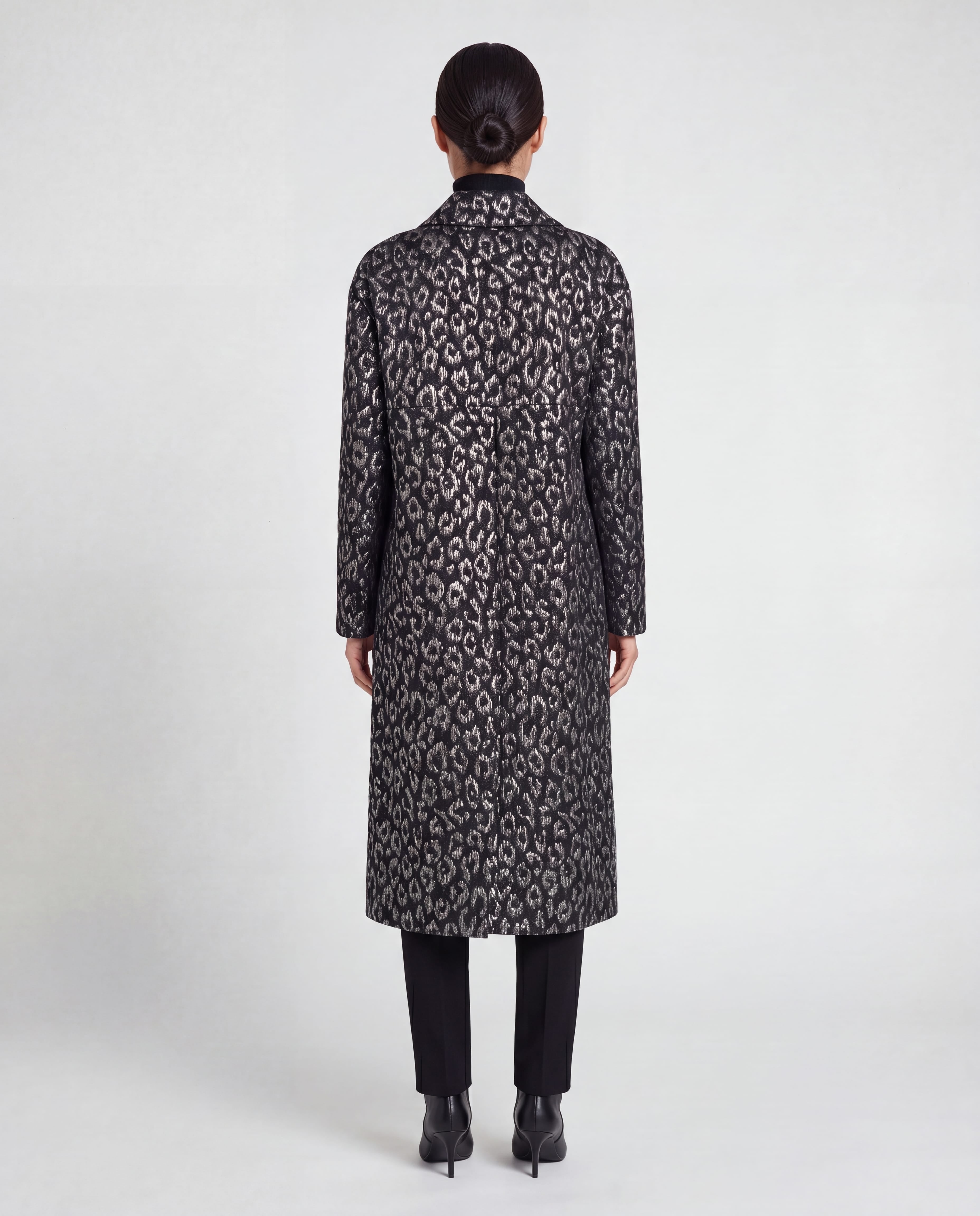Dolce & Gabbana Dolce & Gabbana Metallic Leopard Pattern Long Coat