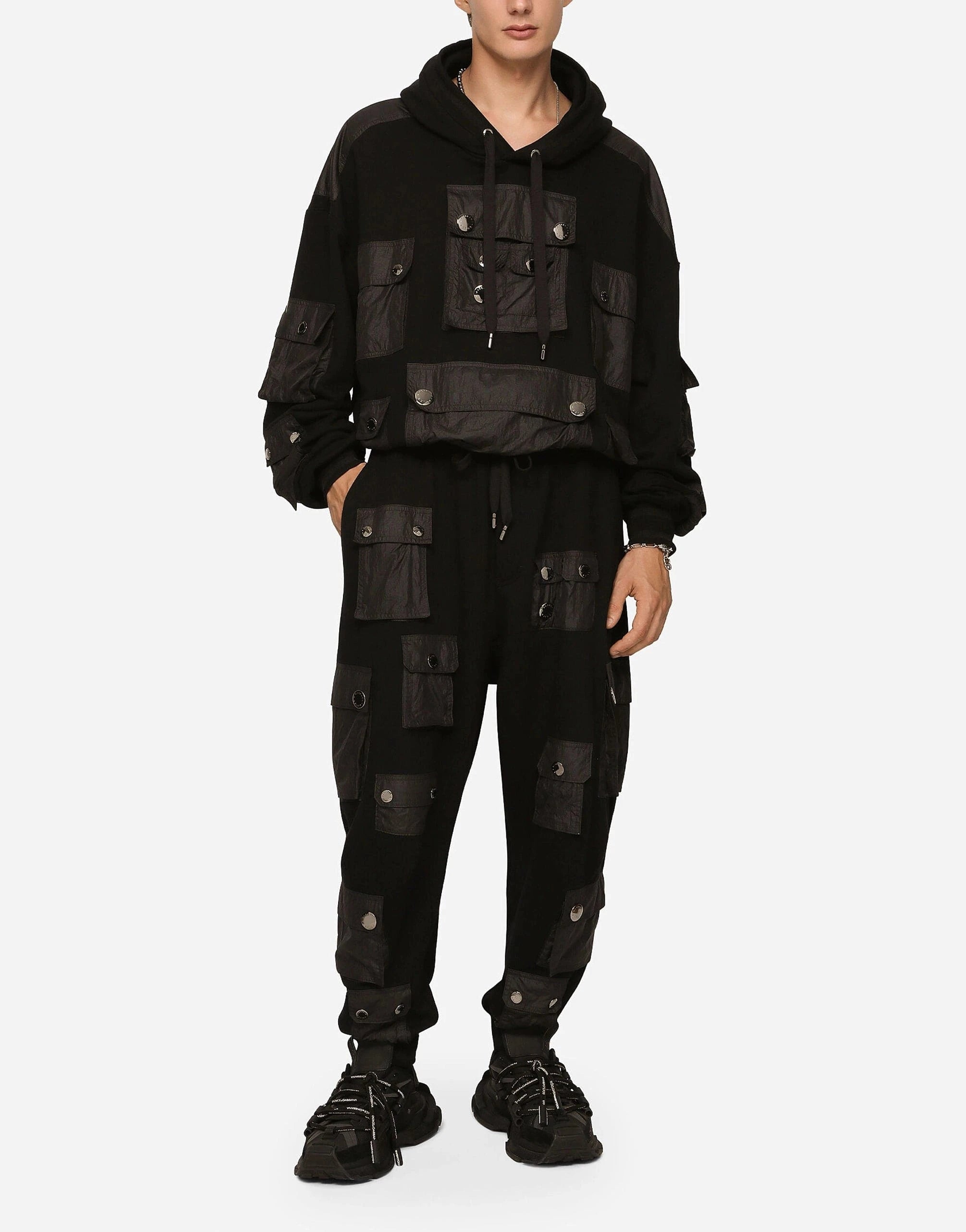 Multi-Pocket-Hoodie - alternate view