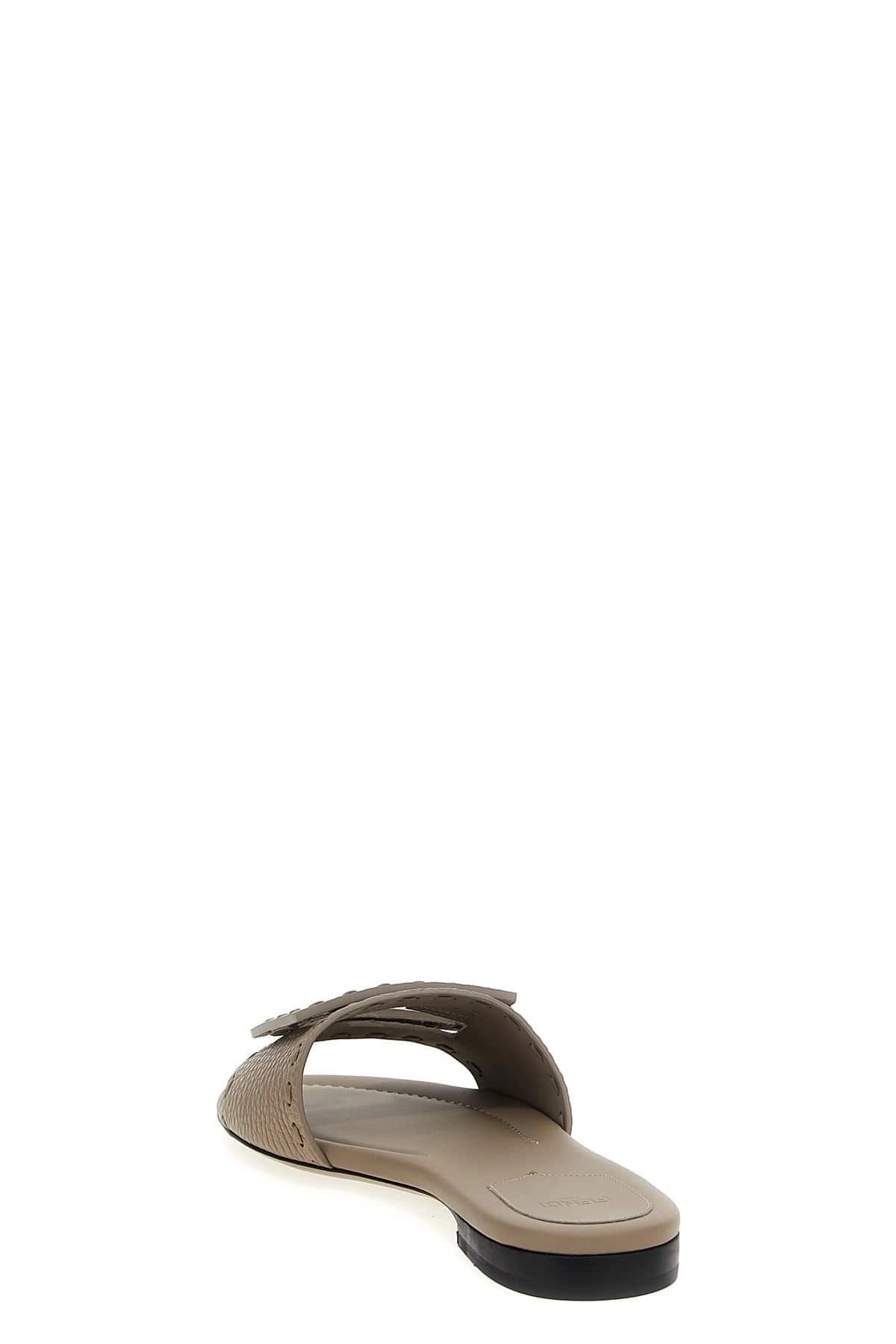 Fendi Fendi Baguette Leather Slides