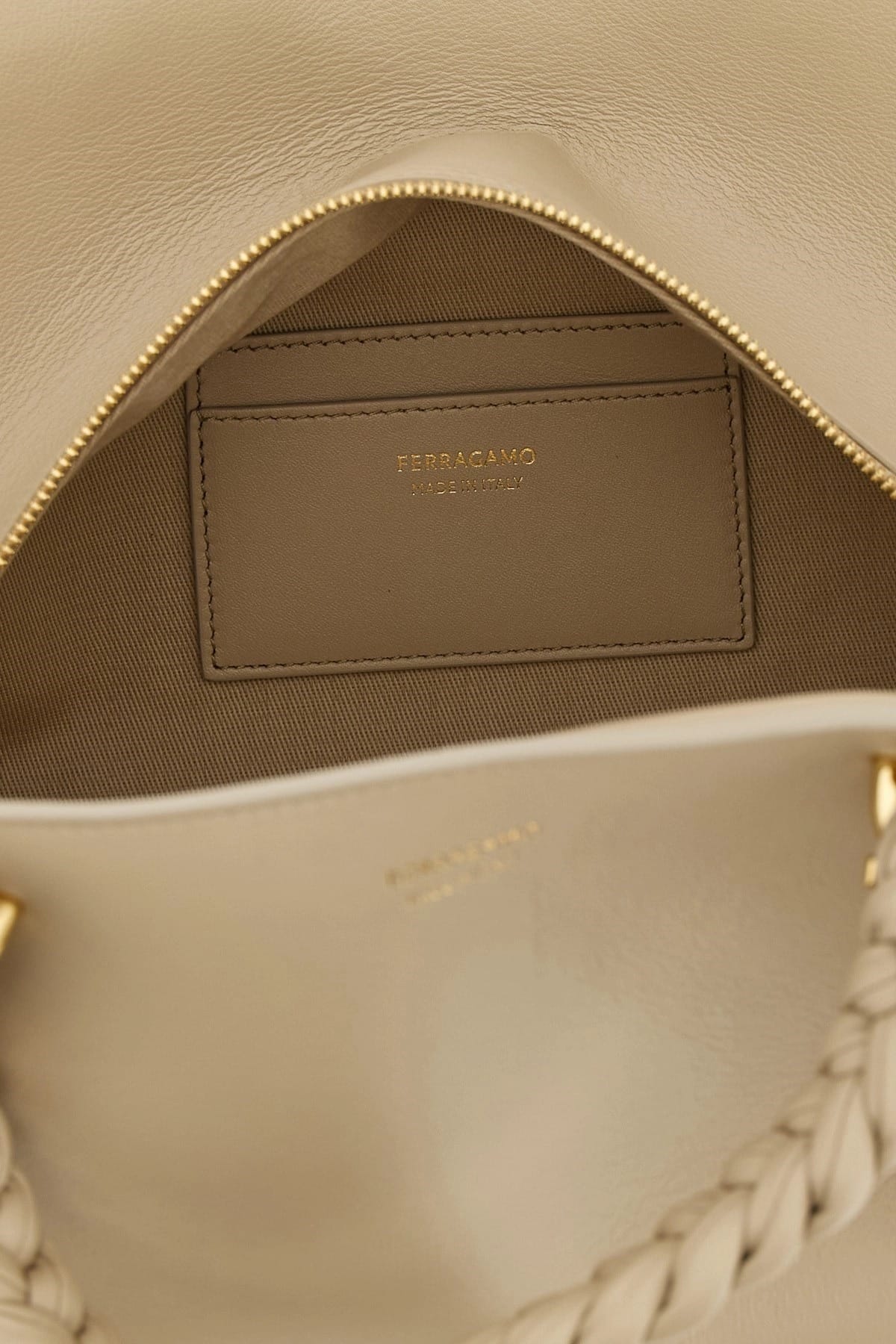 Ferragamo Ferragamo Handbag (m)