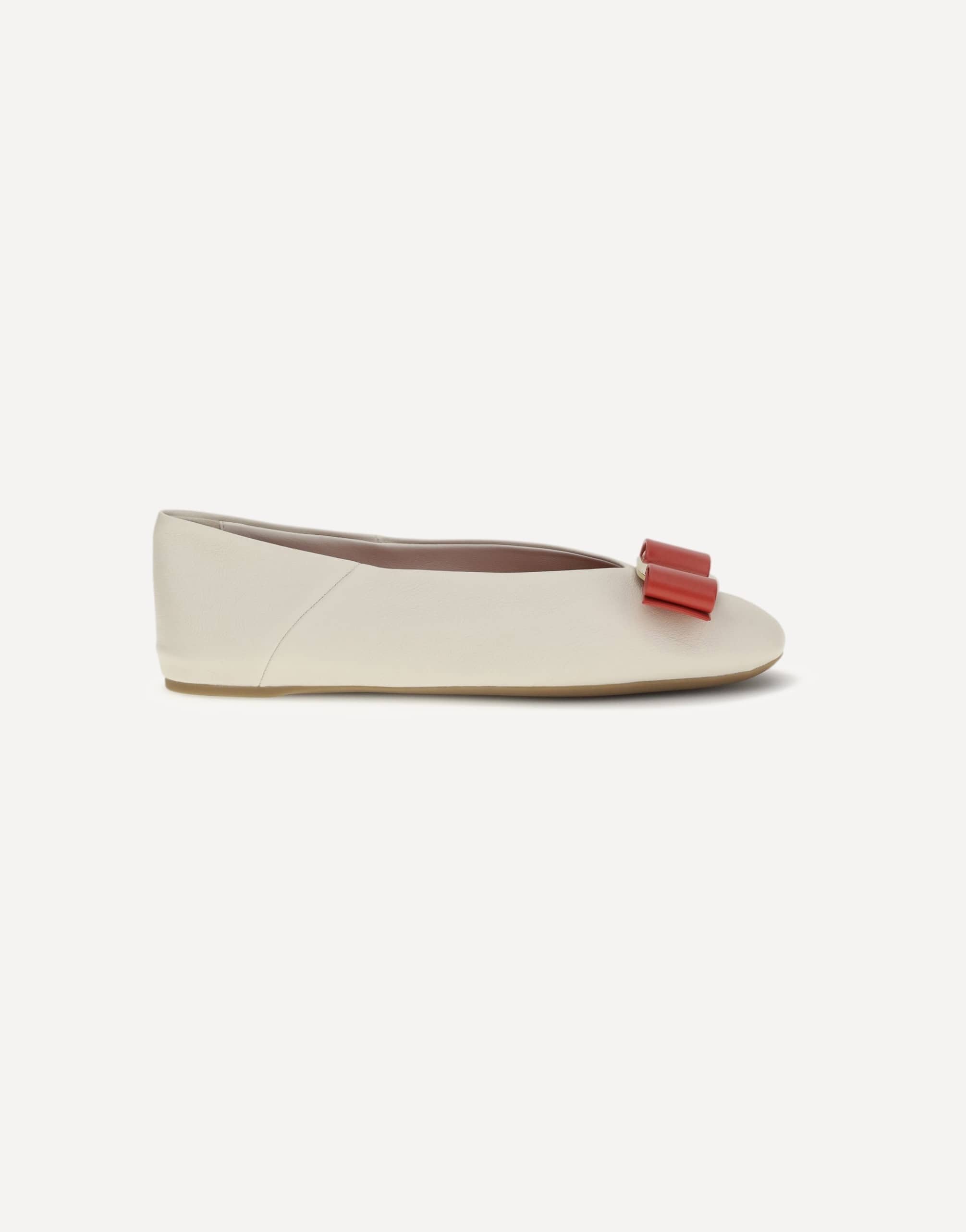 Ferragamo Vara Bow Ballerinas