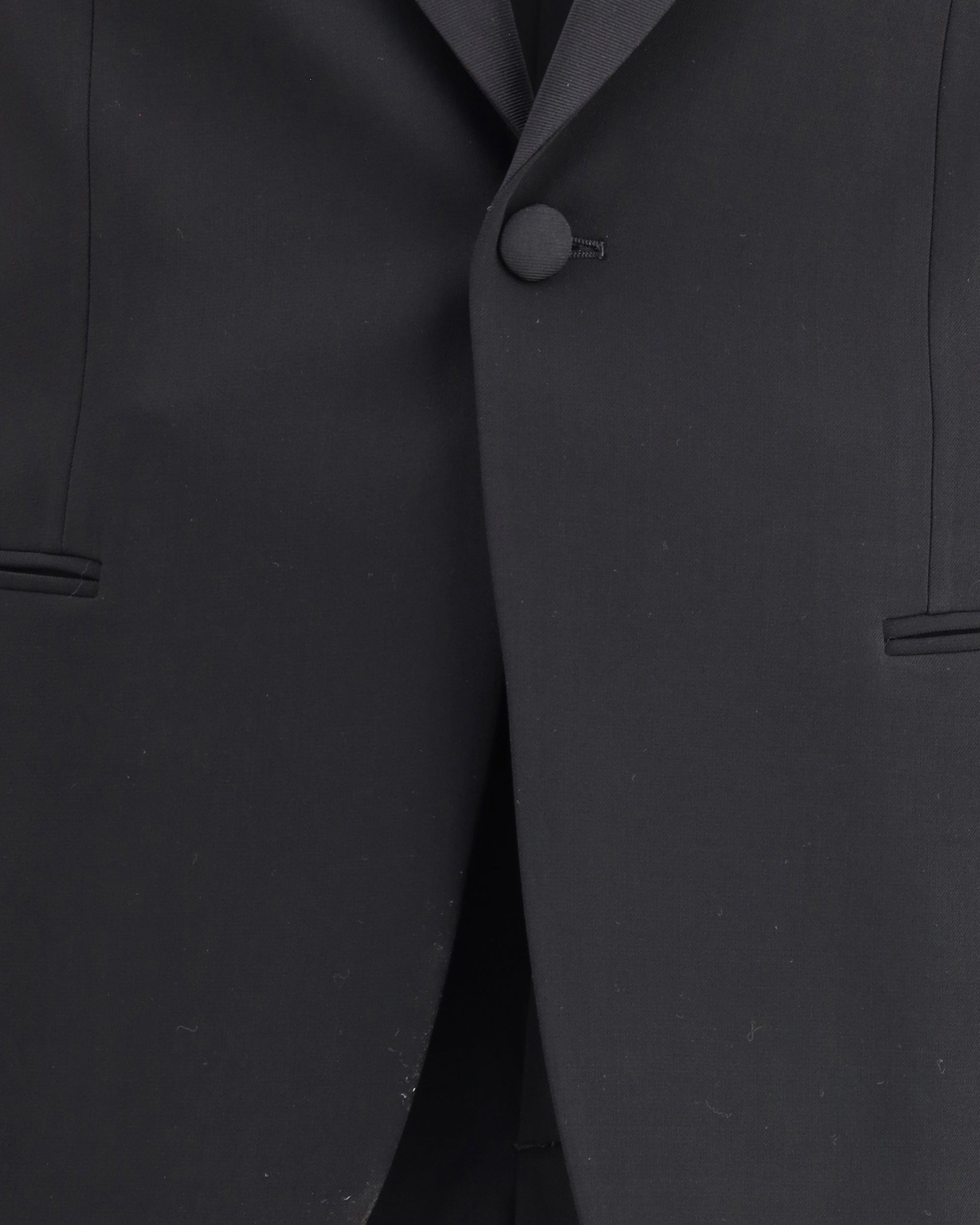 Giorgio Armani Slim Fit Tuxedo