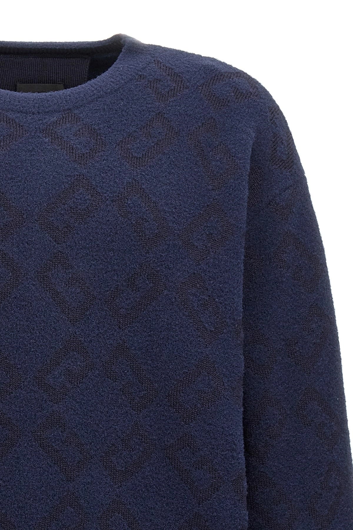 Givenchy Givenchy Logo Embroidery Sweater