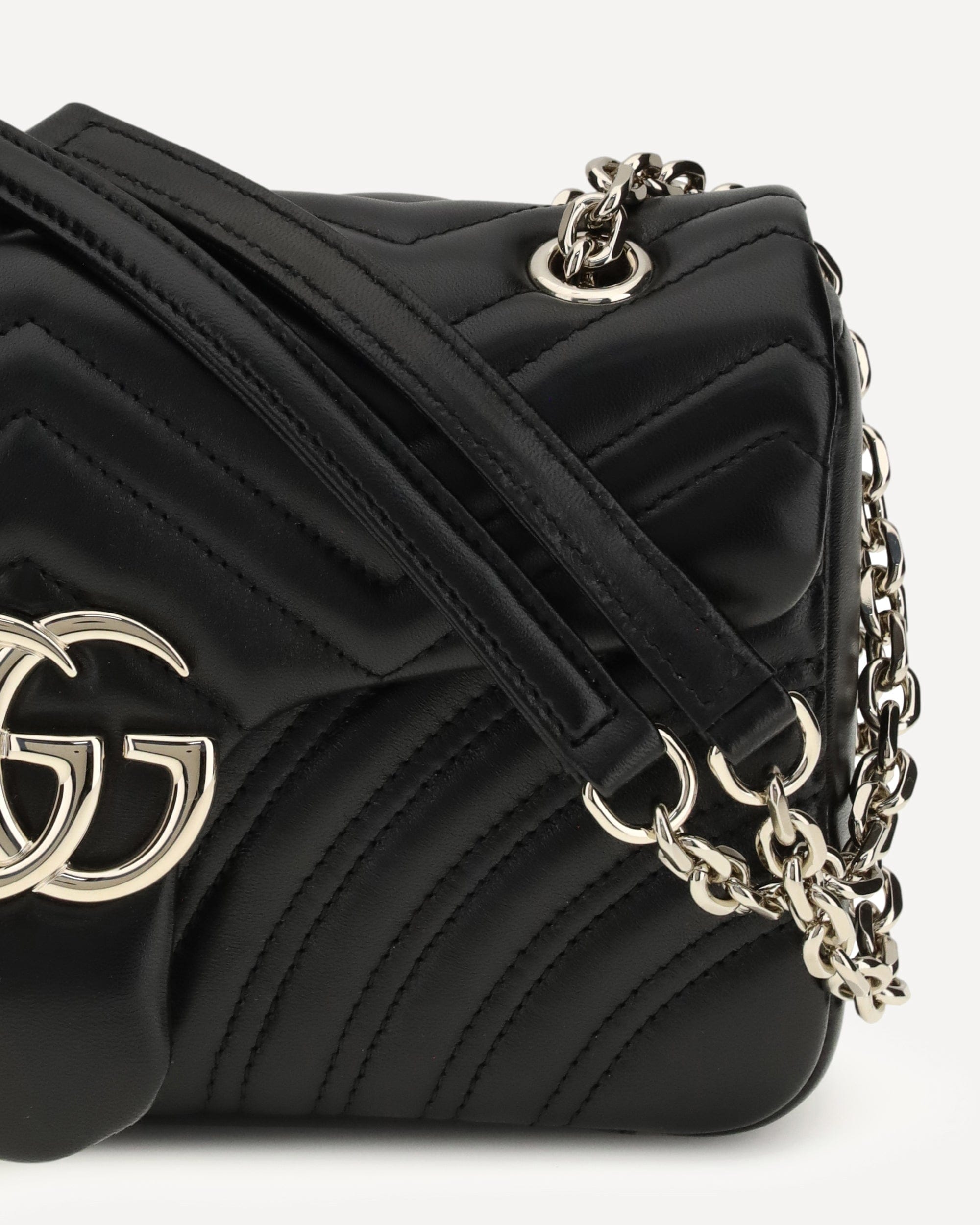 Gucci Gg Marmont Medium Shoulder Bag