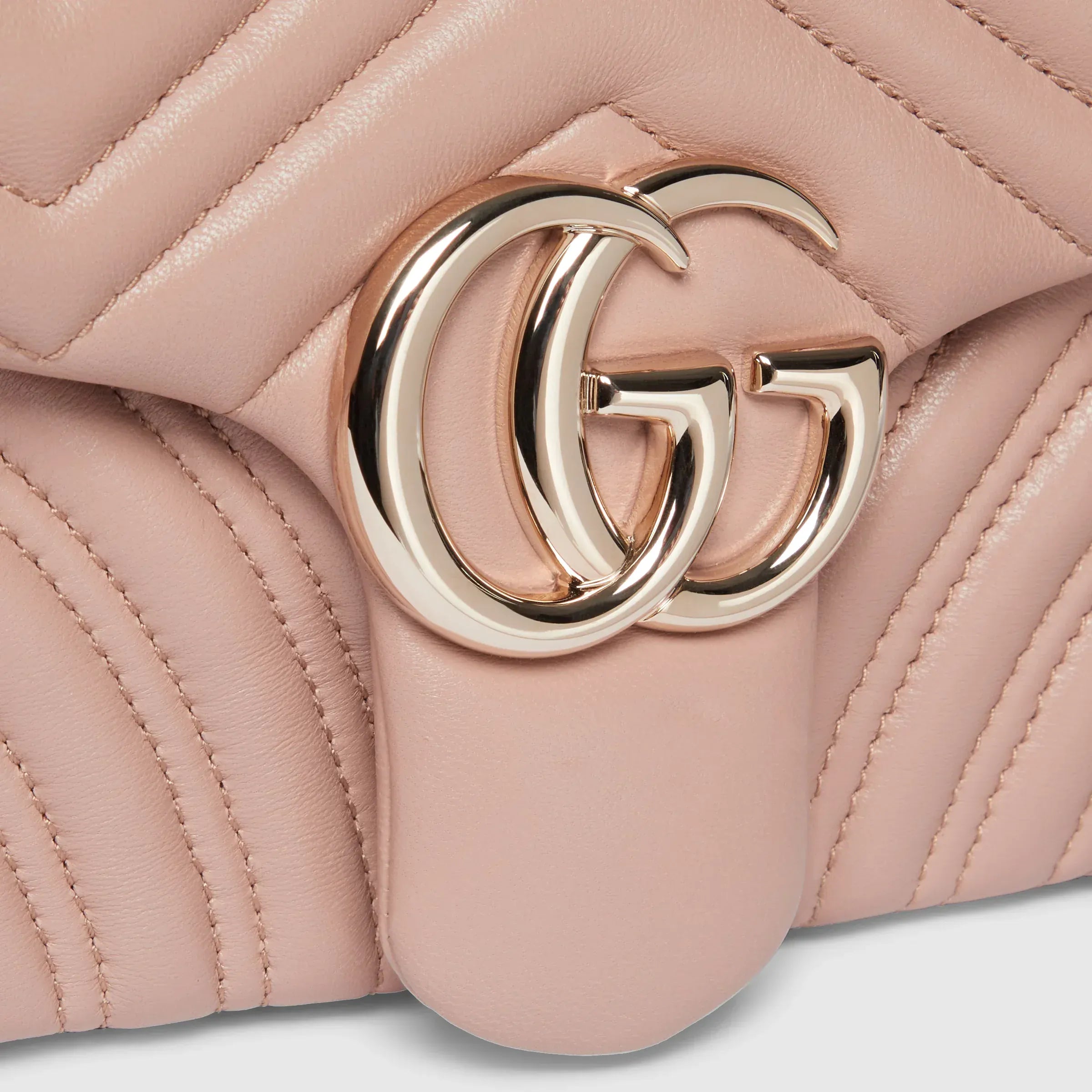 Gucci Marmont Medium Shoulder Bag
