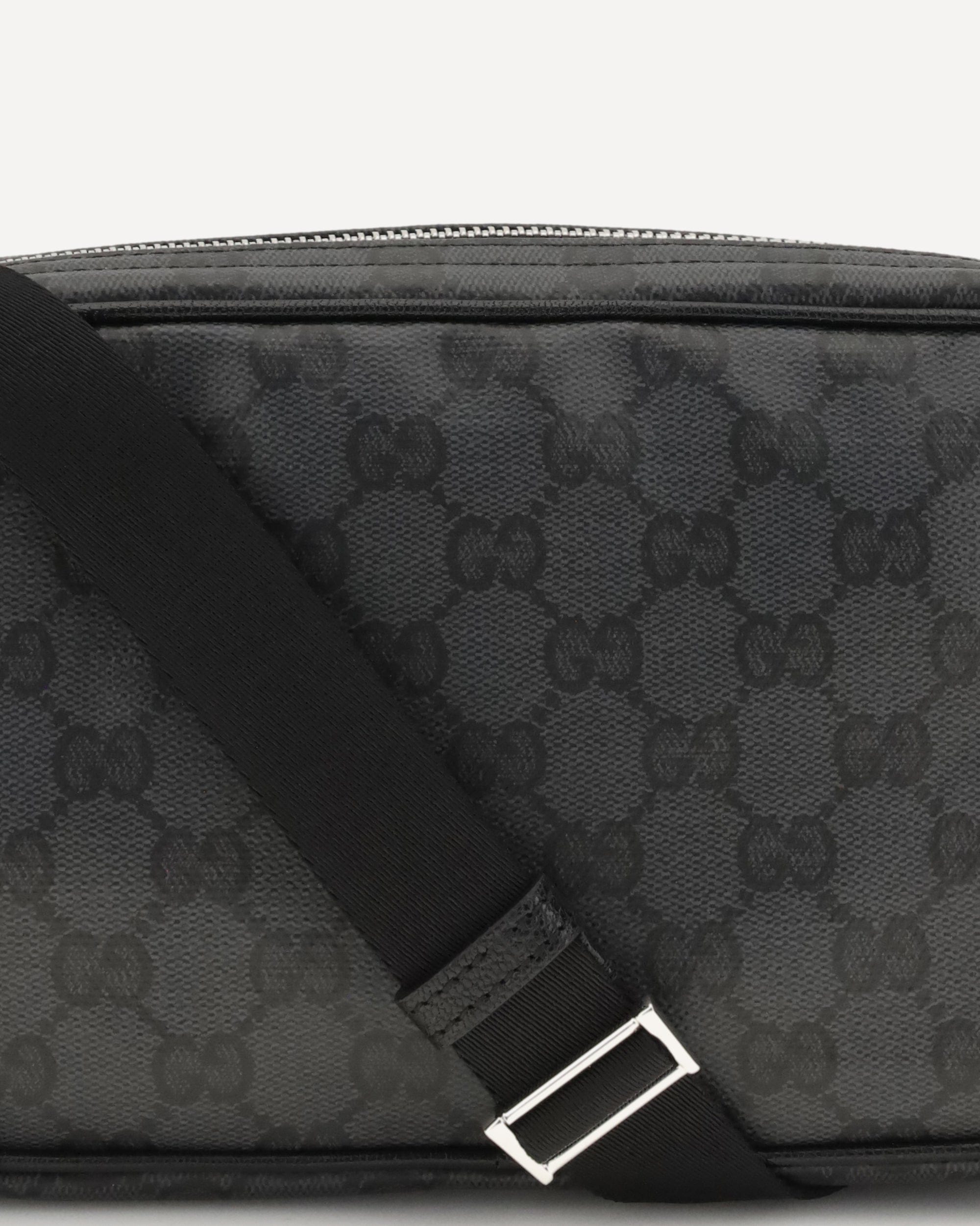 Gucci Gucci Mini Essence Classic Shoulder Bag