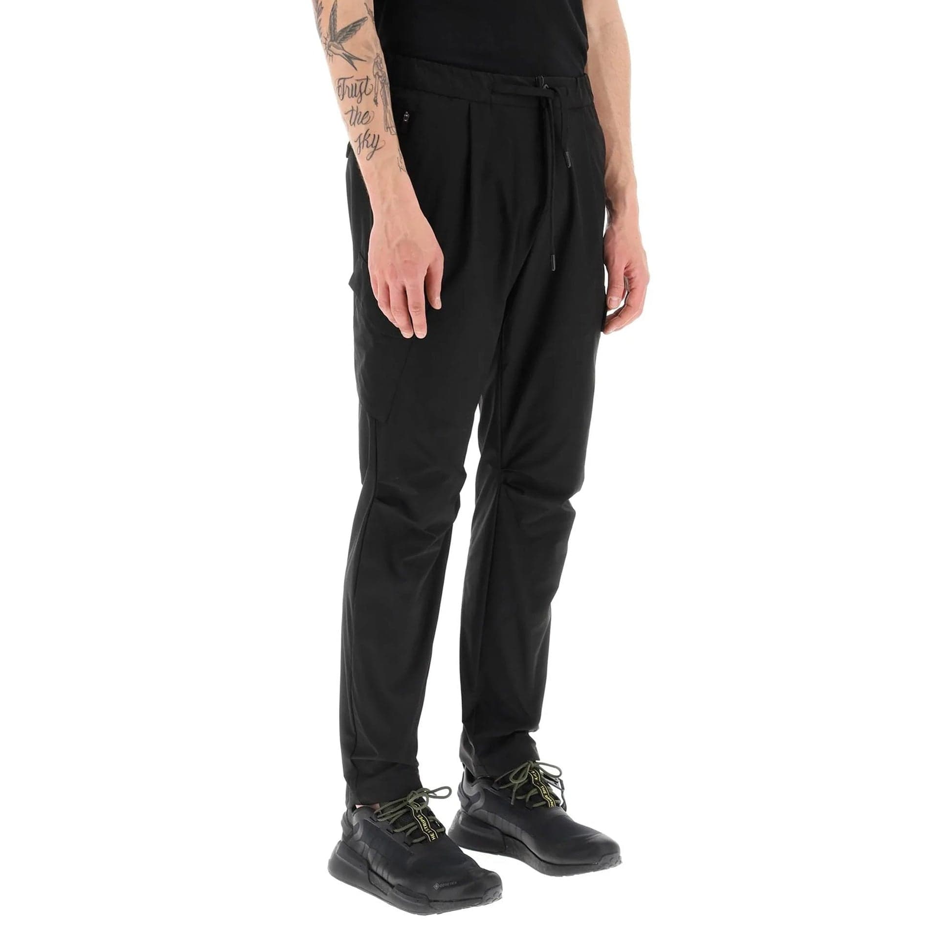 Herno Nylon Dive Cargo Pants - alternate view