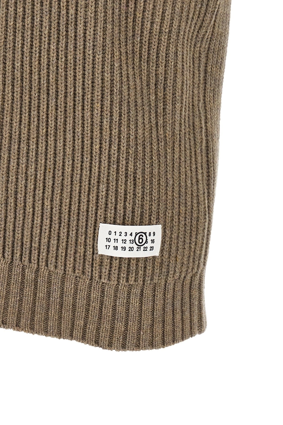 MM6 Maison Margiela MM6 Numeric Signature Vest