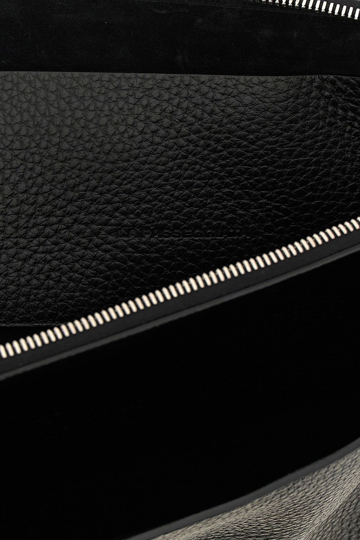 The Attico La Passeggiata Medium Shoulder Bag