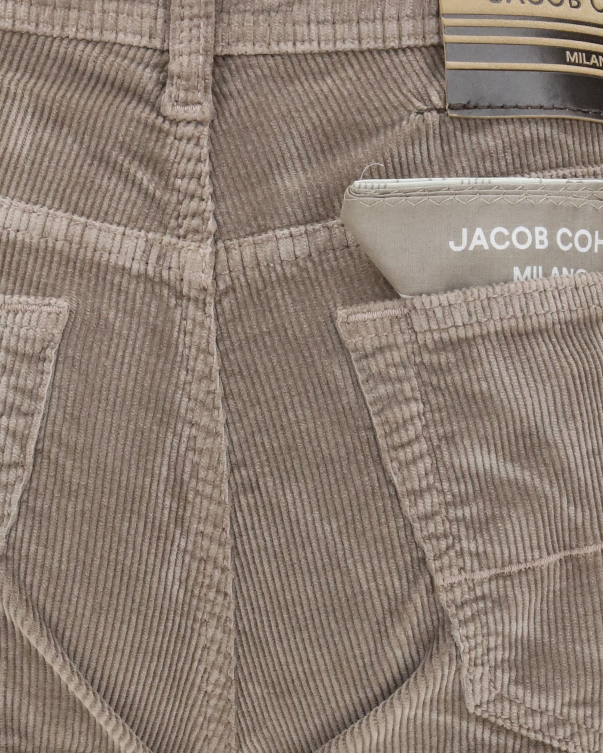 Jacob Cohen بنطال كوردروي بقصة ساق مستقيمة