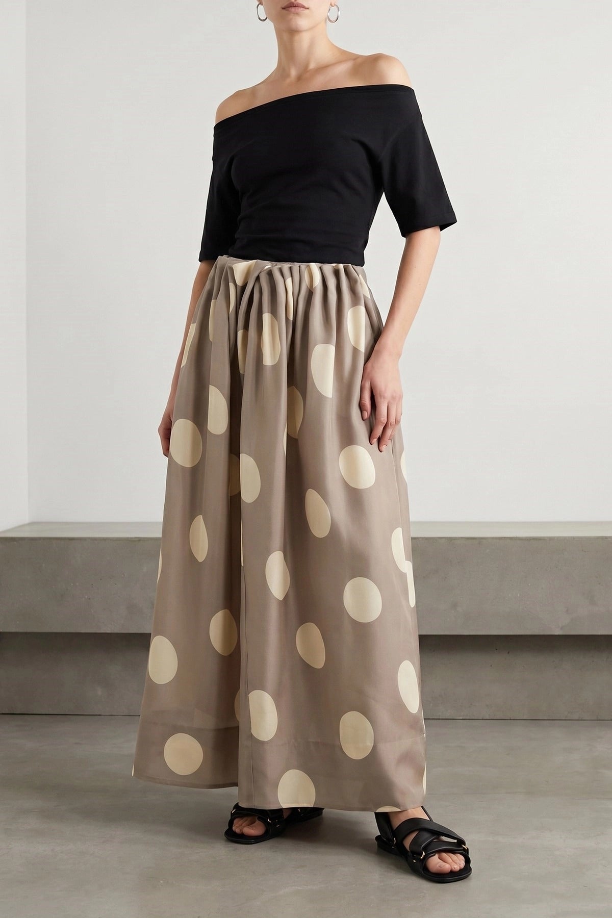 Khaite Riley gonna maxi