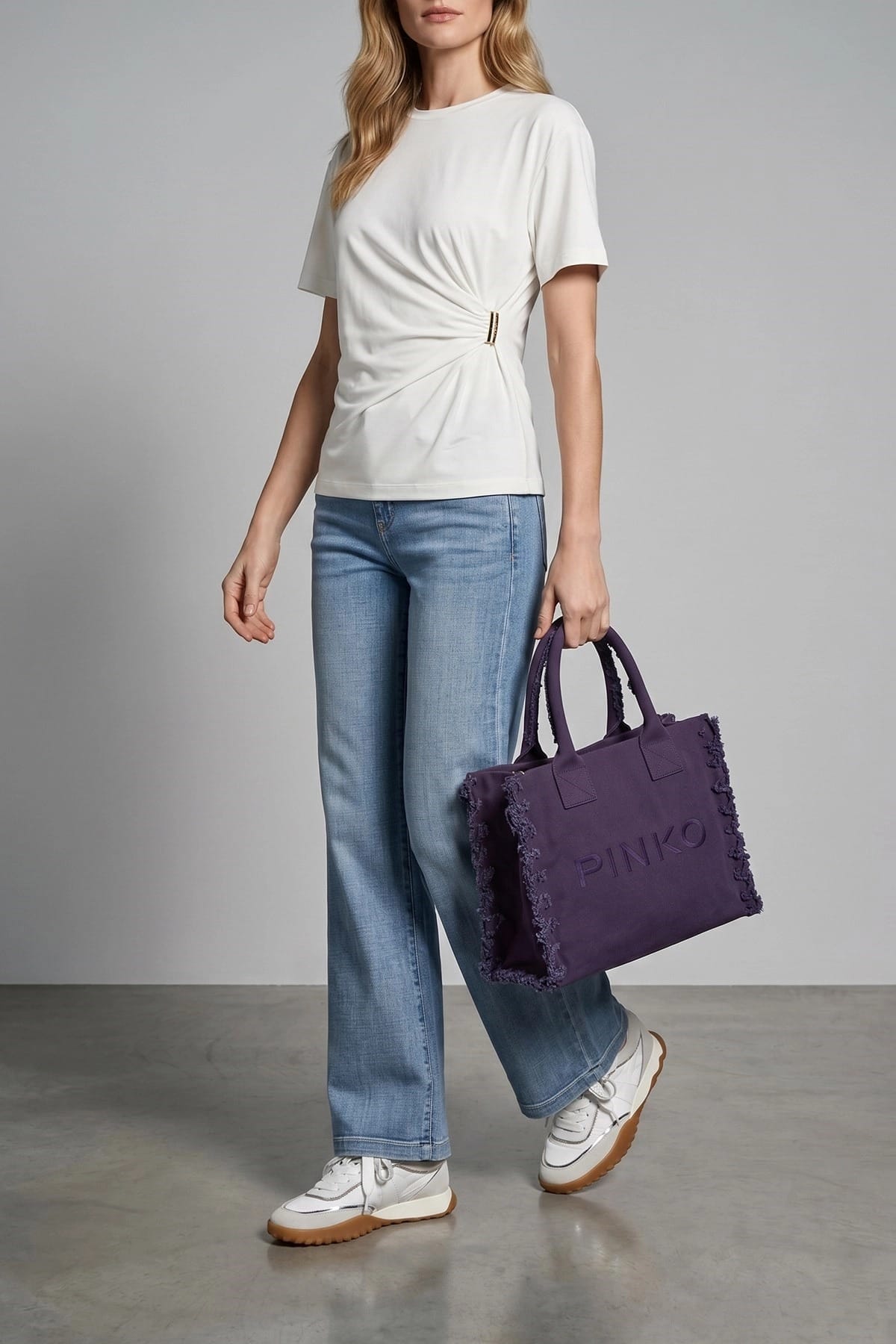 L'Agence Joanne stonewashed jeans - alternate view