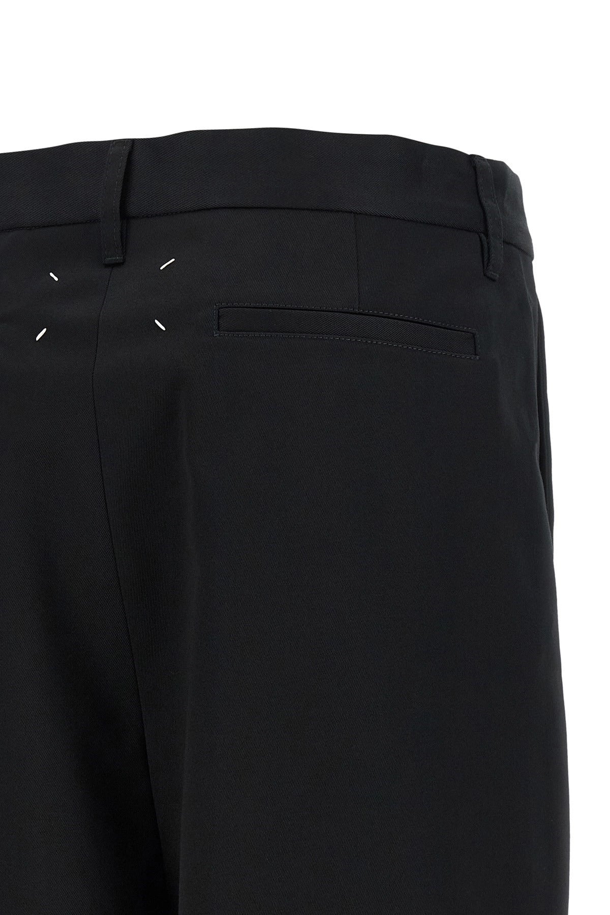 Maison Margiela Bermuda wrap-up e gonne midi