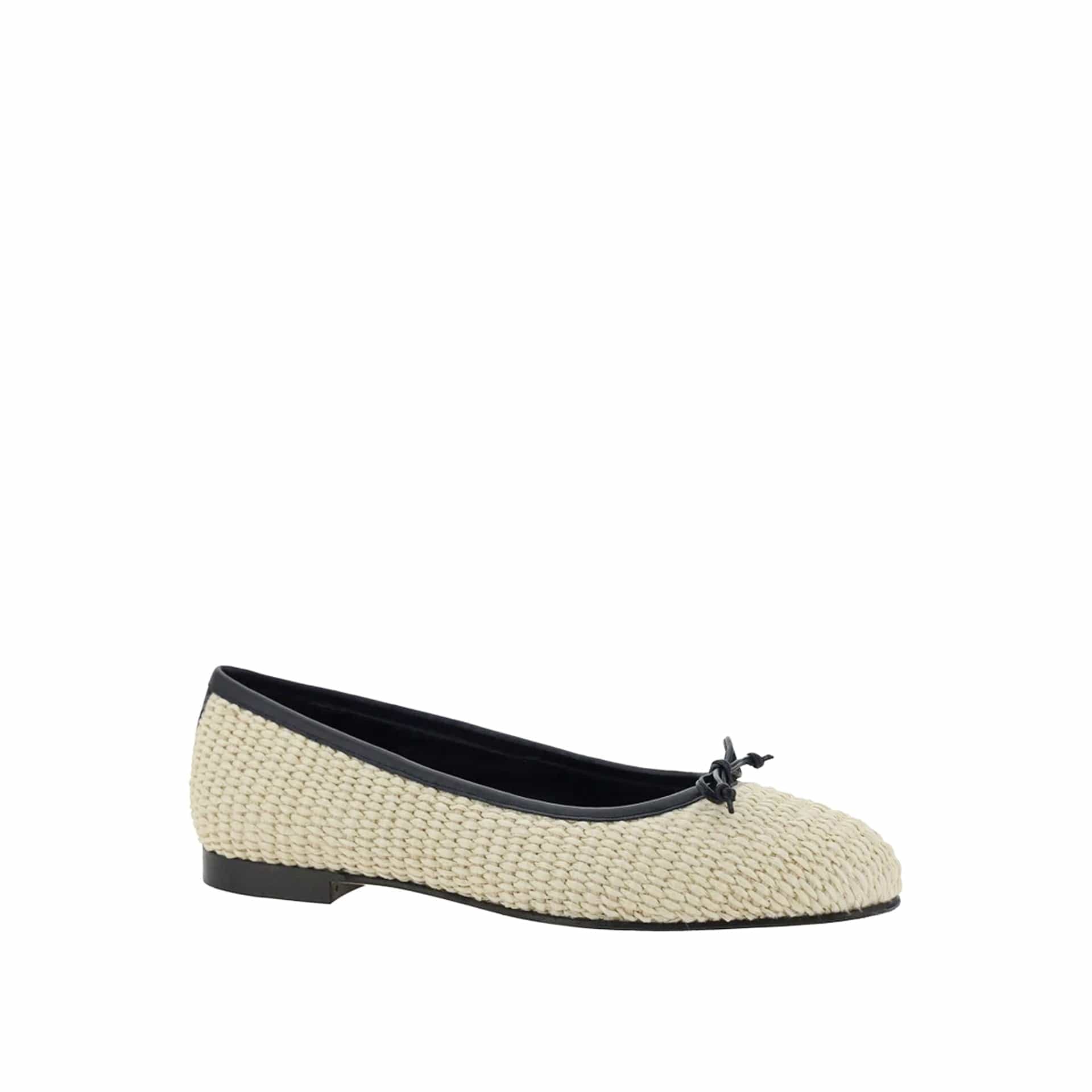 Manolo Blahnik Veralli 010 Raffia Ballerina Flats