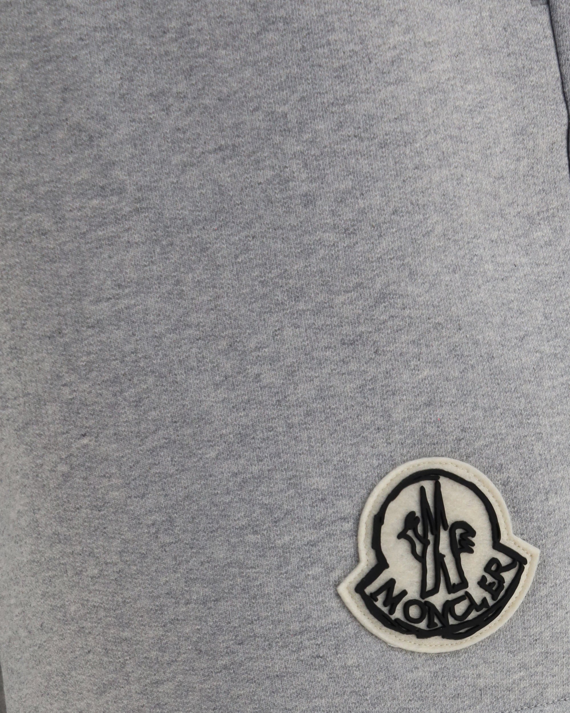 شورت بدلة رياضية من Moncler مع شعار