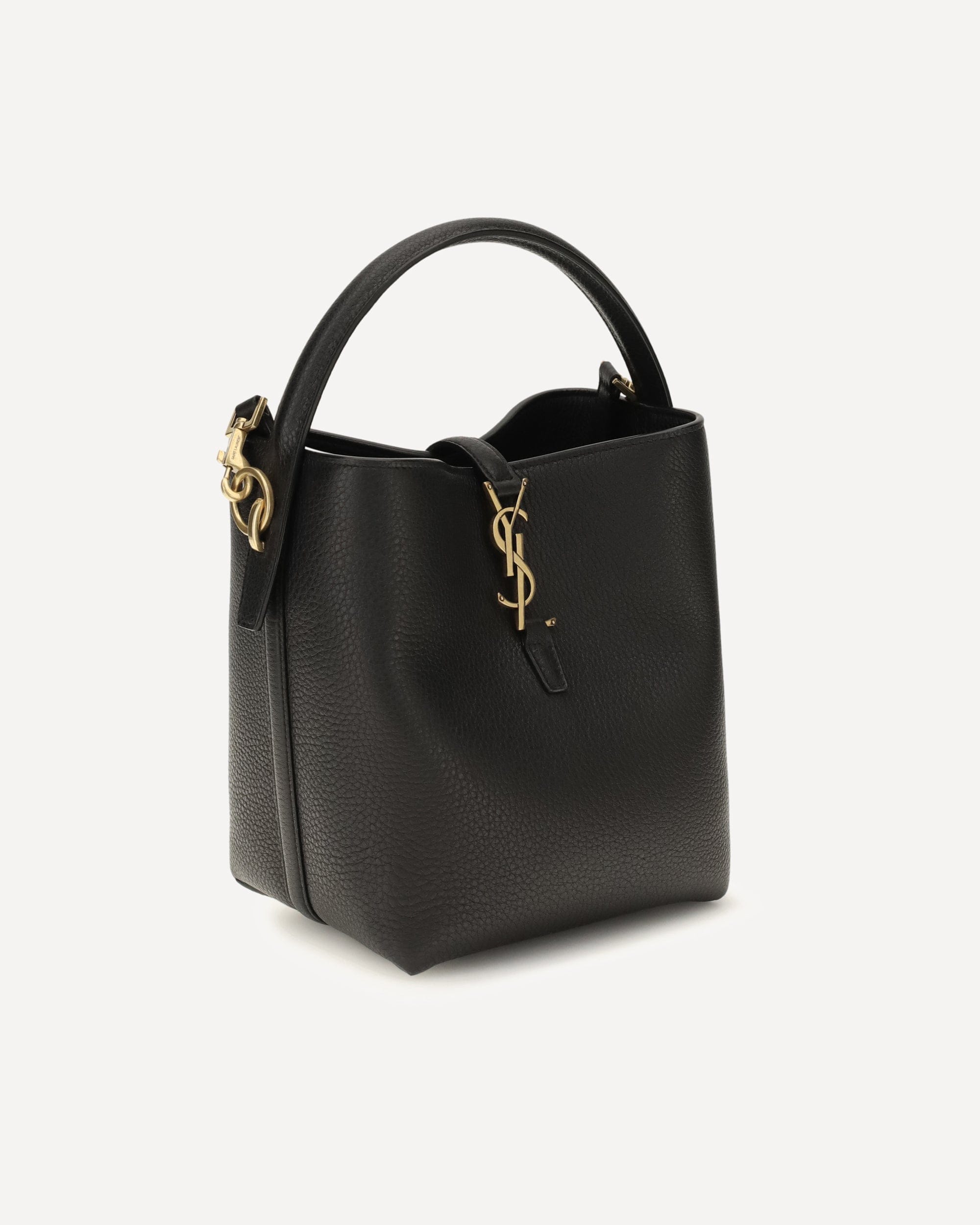 Le 37 Bucket Bag In Grained Leather - alternate view