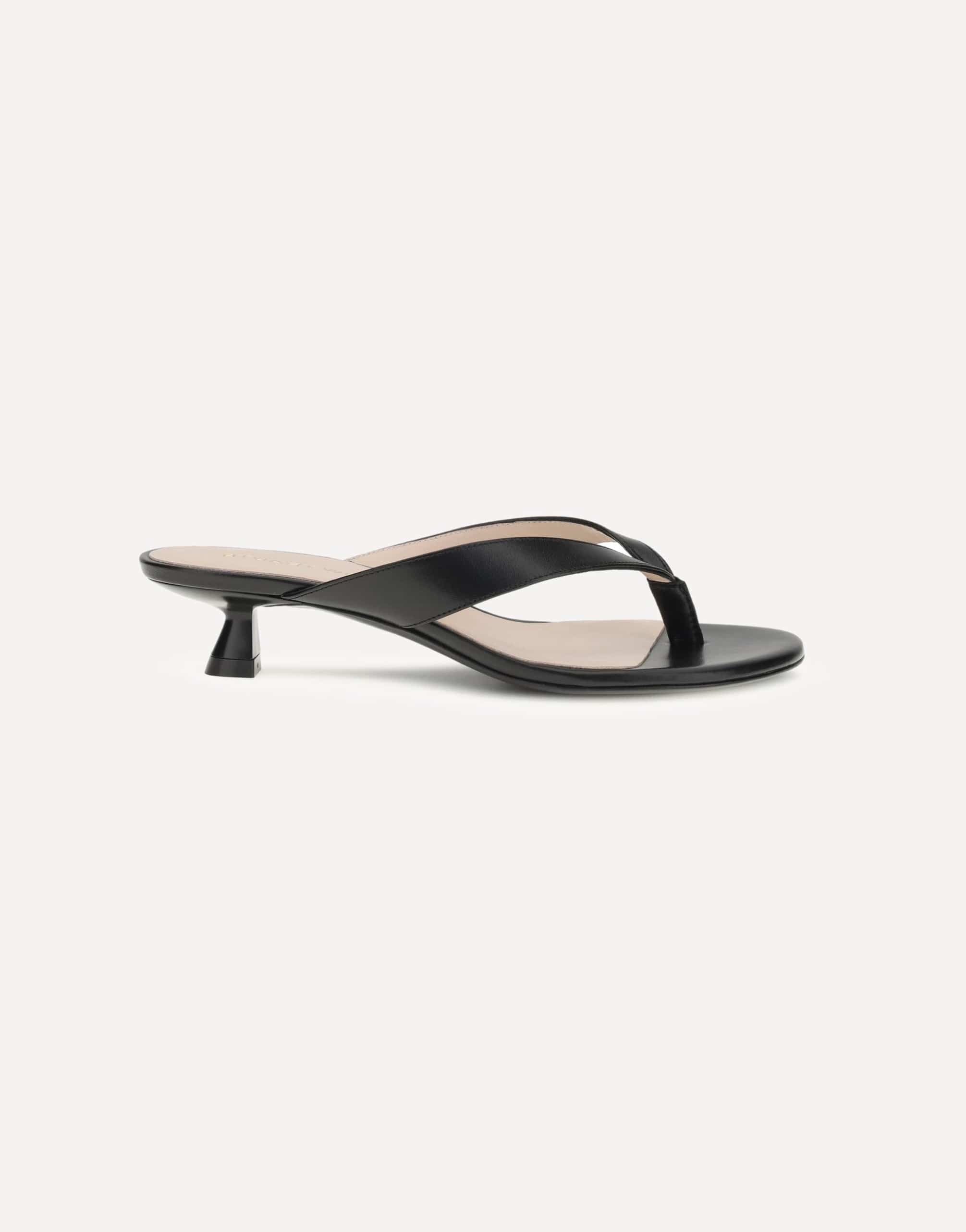 Stuart Weitzman Rio Thong Sandals