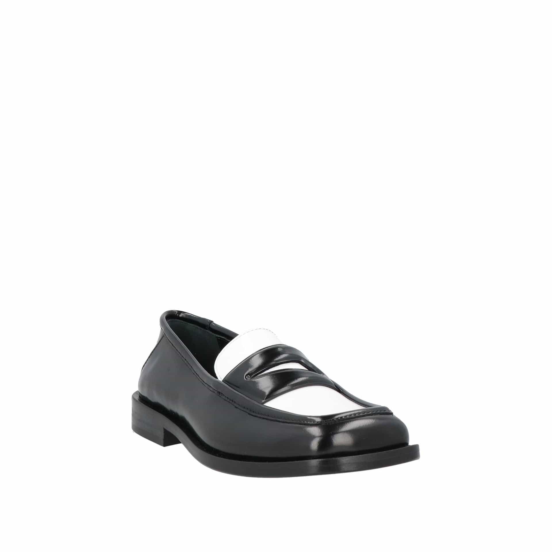 The Attico Amanda Leather Square-Toe Loafers - alternate view