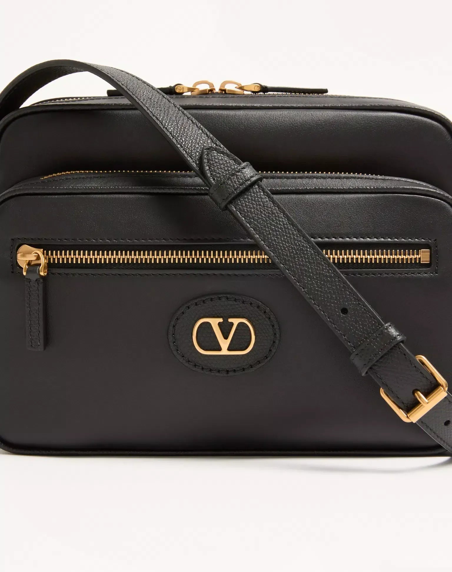 Valentino Garavani Antibes Schoudertas van kalfsleer