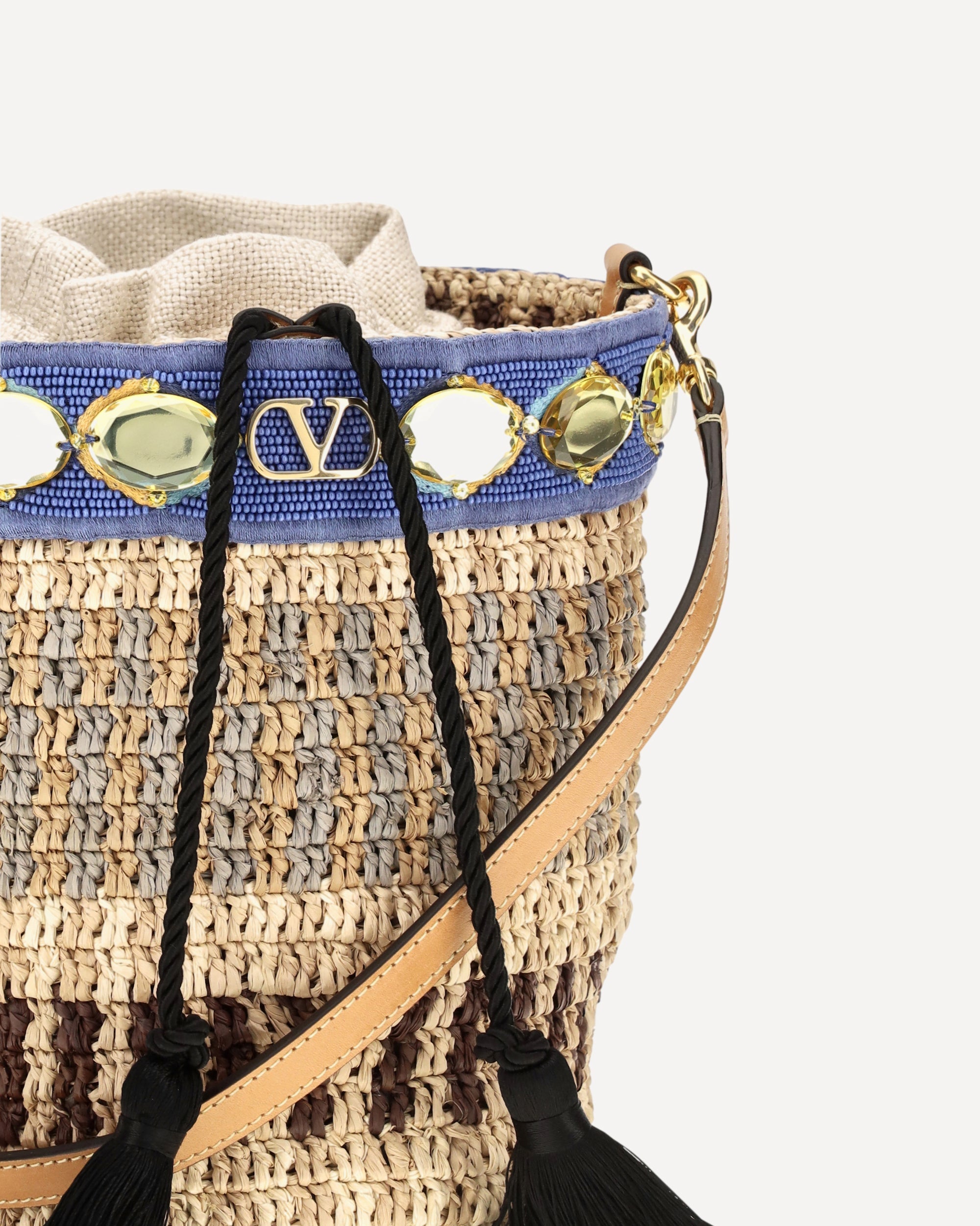 Valentino Garavani Mini Bucket Bag aus Raffiabast