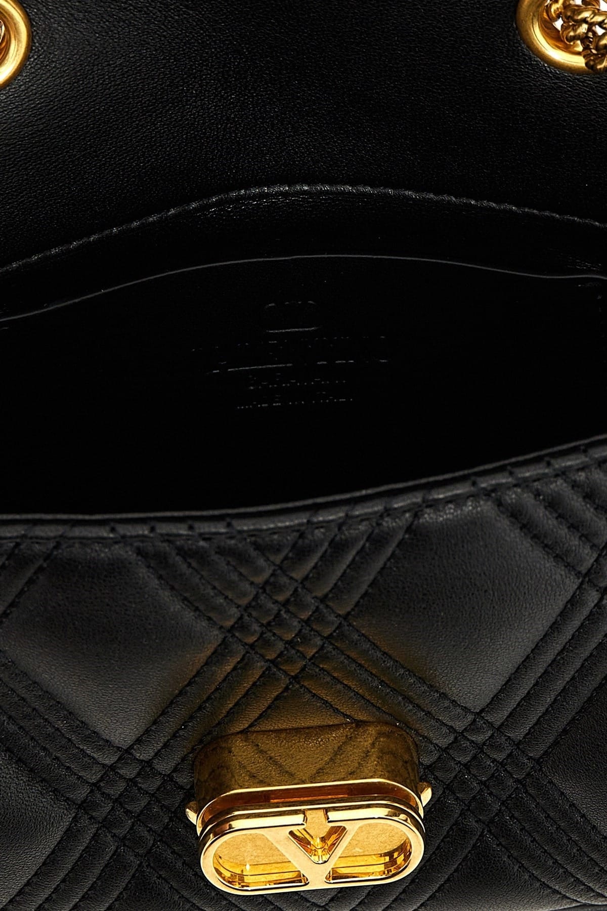 Valentino Garavani Valentino Garavani Quiltie 67 Shoulder Bag
