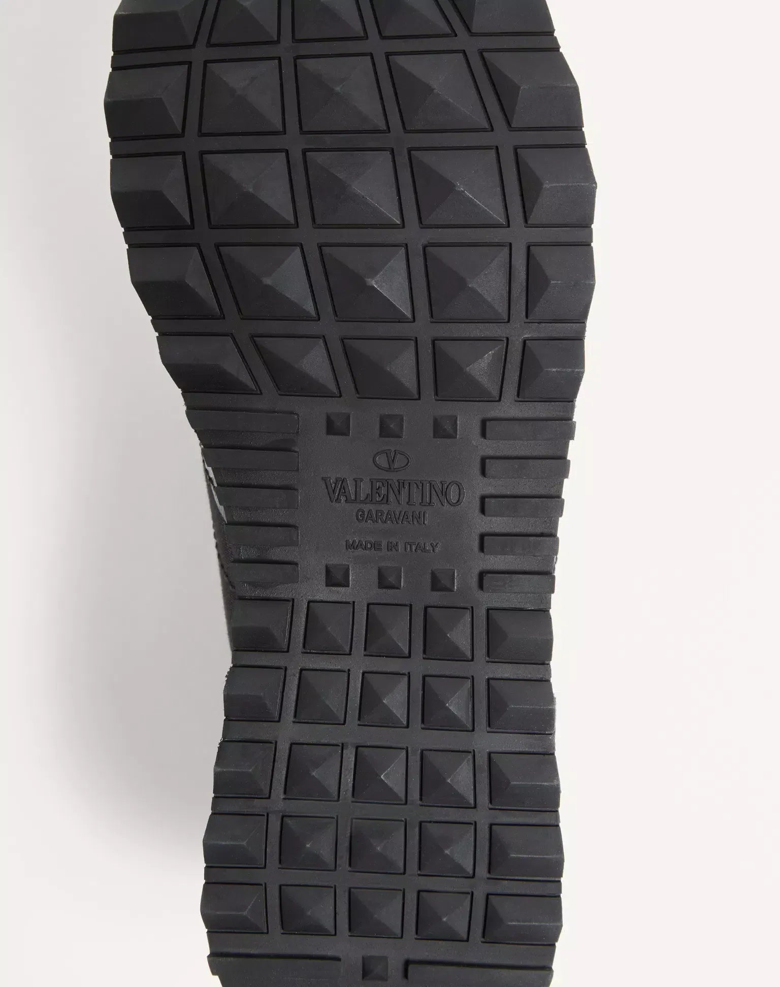 Valentino Garavani Rockrunner Camouflage Noir Metallic Sneakers