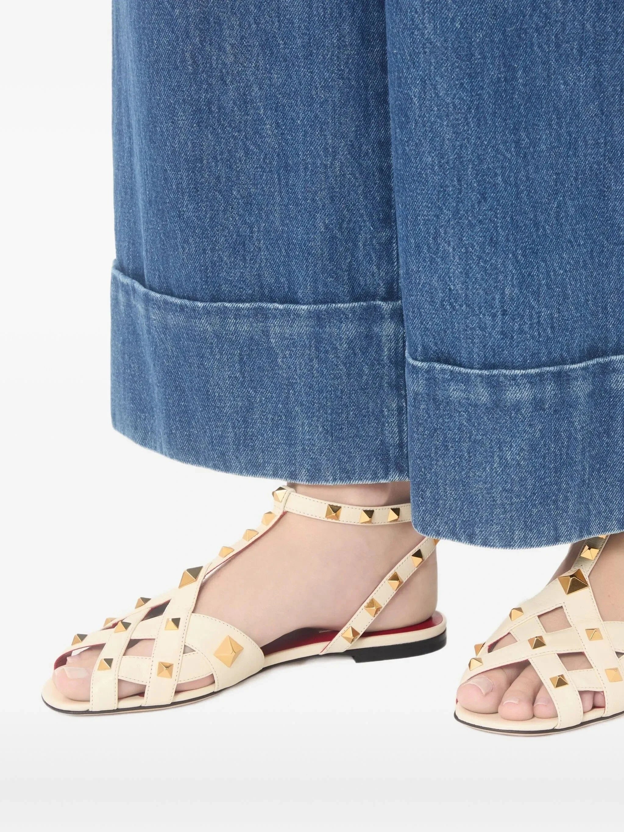 Sandalen van kalfsleer met studs - alternate view