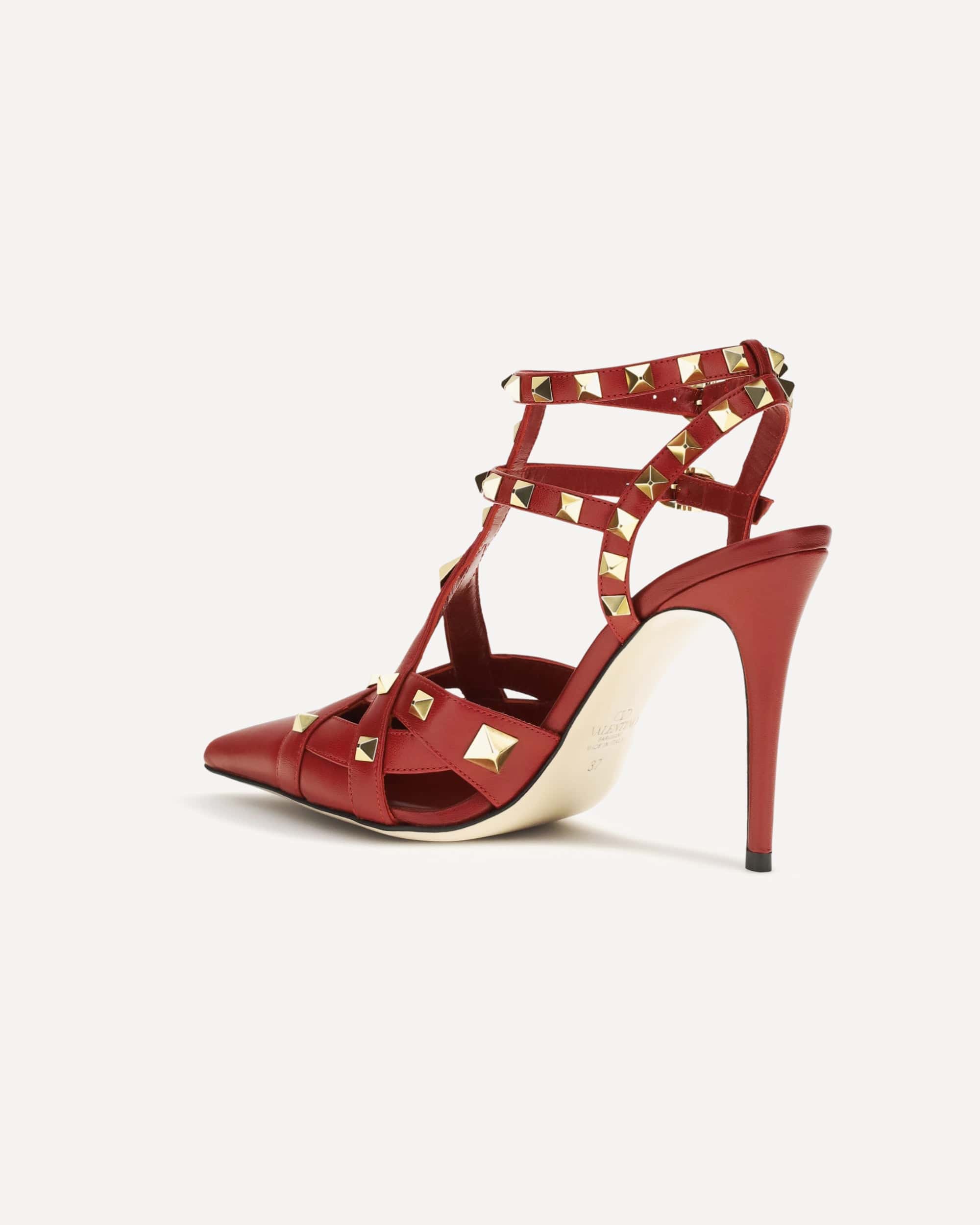 Valentino Garavani Valentino Garavani Studdy Décolleté In Kidskin