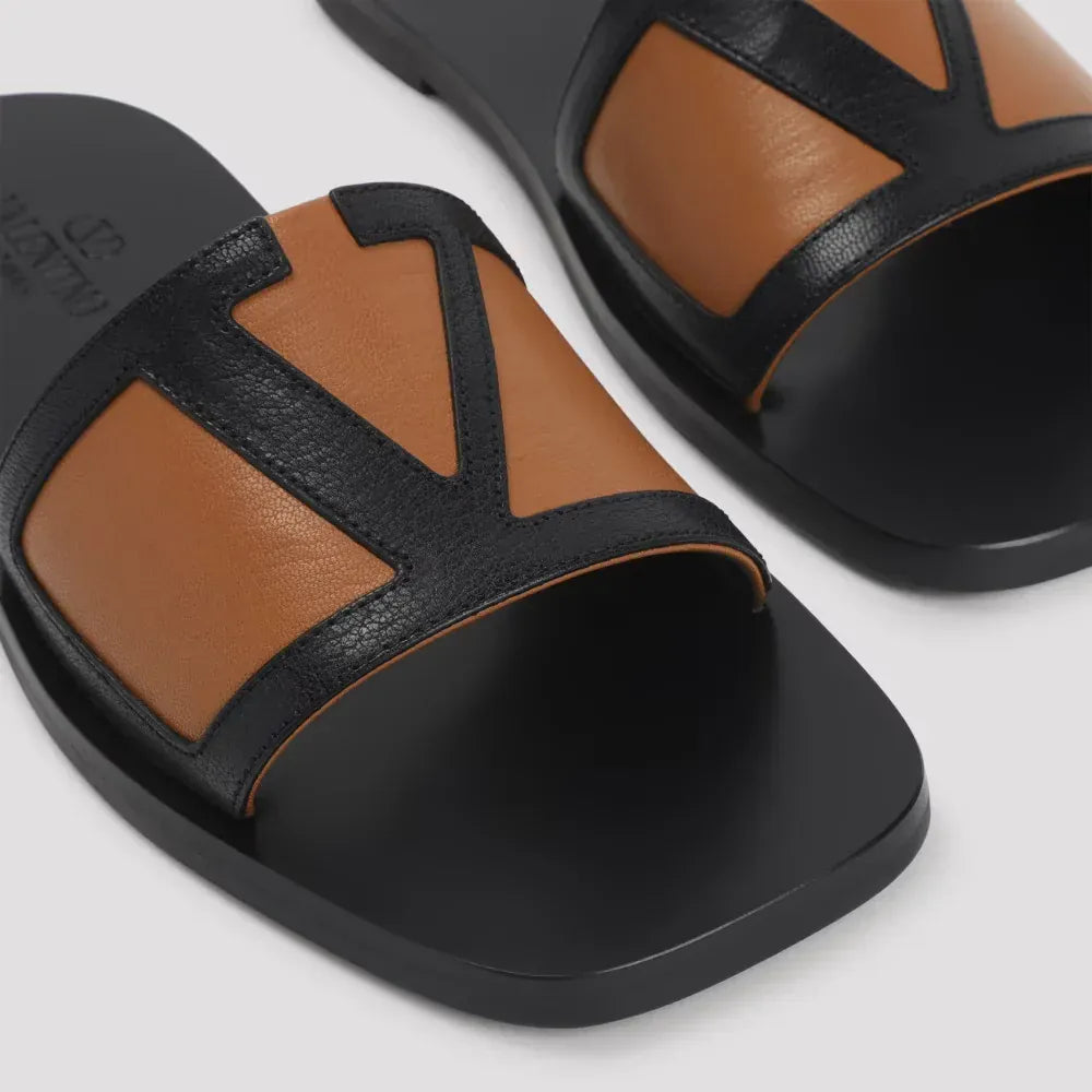 Valentino Garavani Viva Superstar Sandals