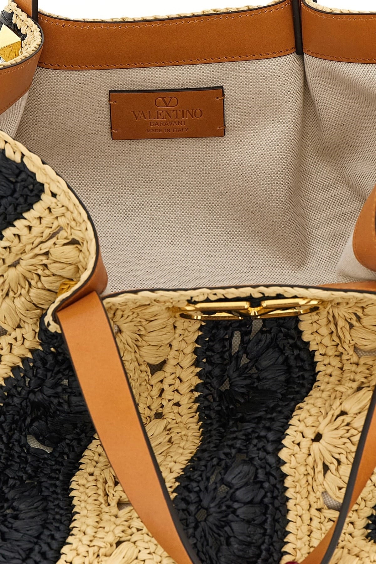 Valentino Garavani Valentino Garavani Vlogo Signature Raffia Handbag
