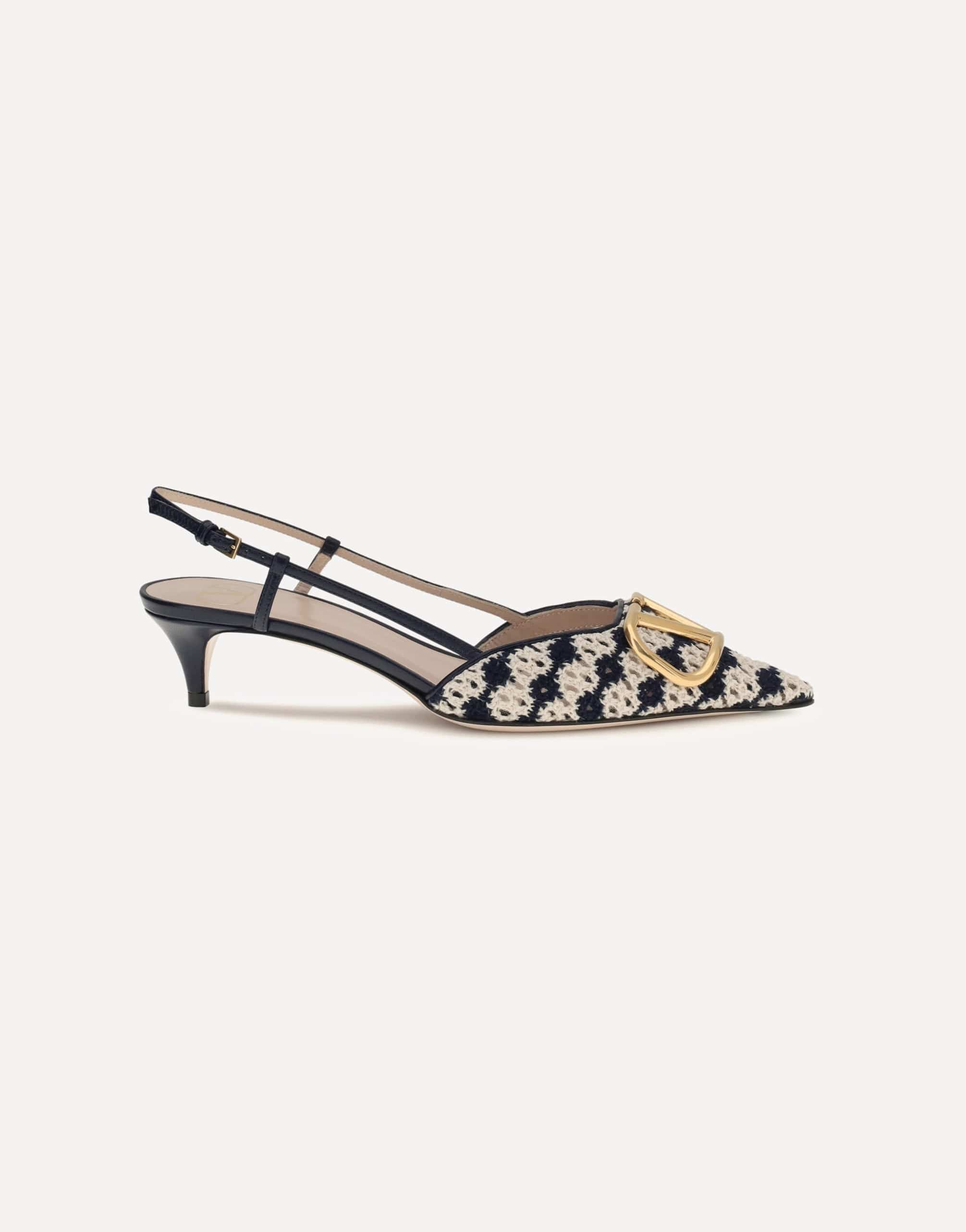 Valentino Garavani Valentino Garavani Vlogo Signature Slingback Pumps